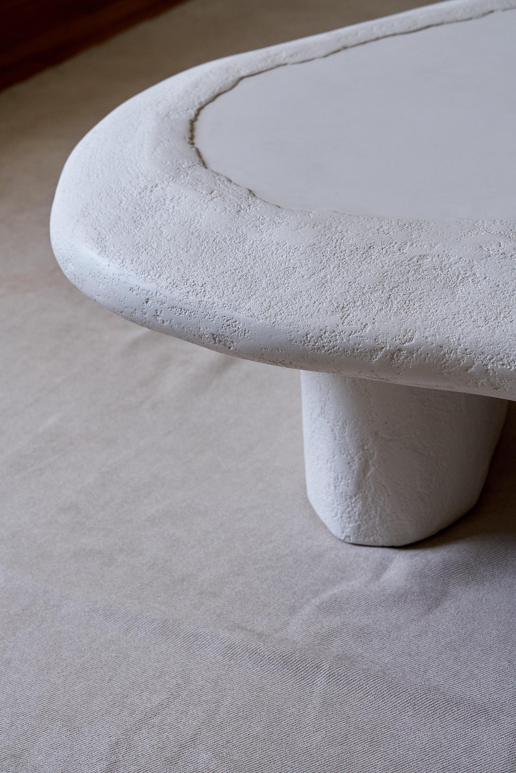 Organic Modern Sculptural organic modern low coffee table For Sale