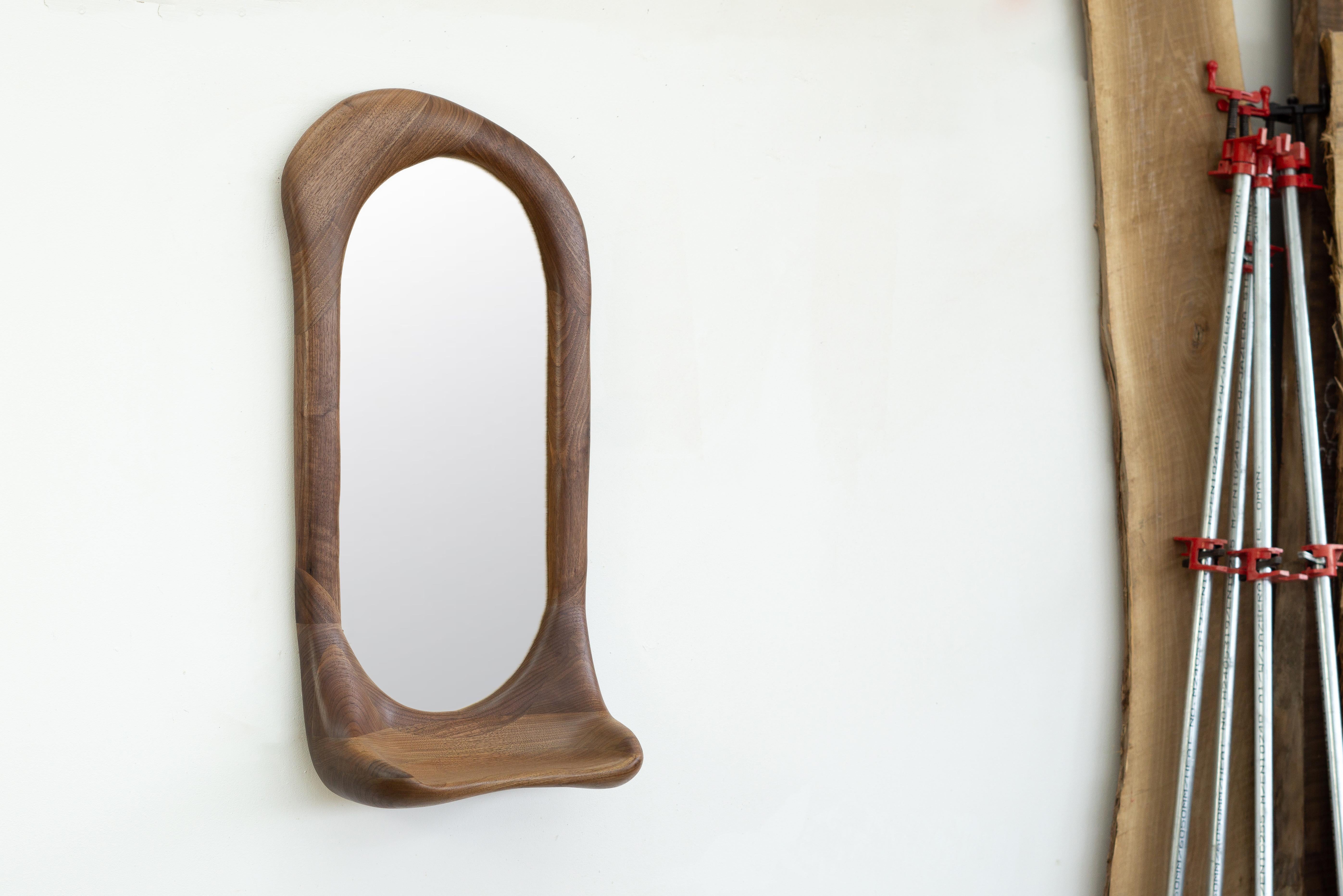Sculptural Organic Shaped Mirror in Natural Walnut Wood, Contemporary In New Condition For Sale In Waiblingen, BW