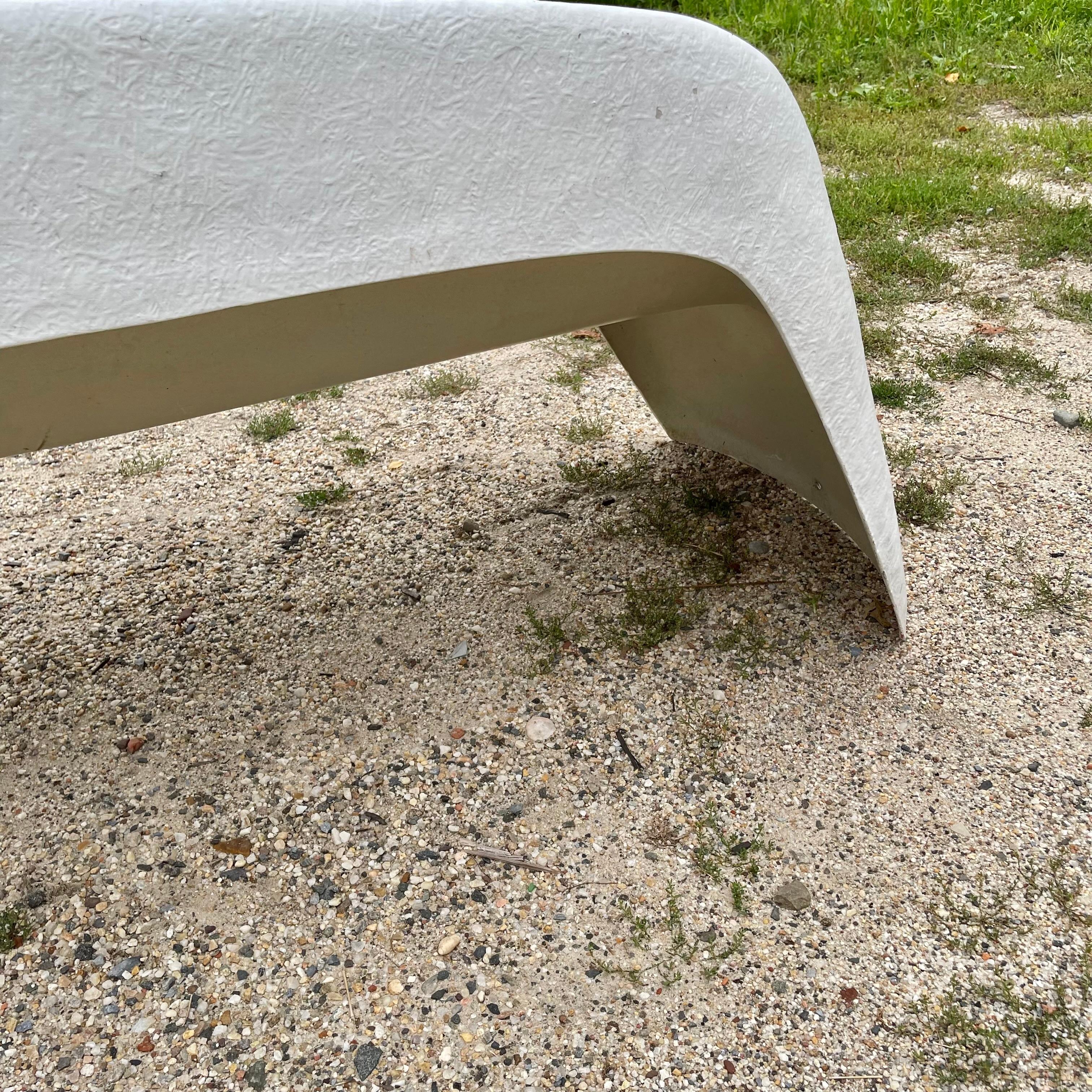 Banc d'extérieur sculptural en fibre de verre par Walter Papst, Allemagne, années 1960 5