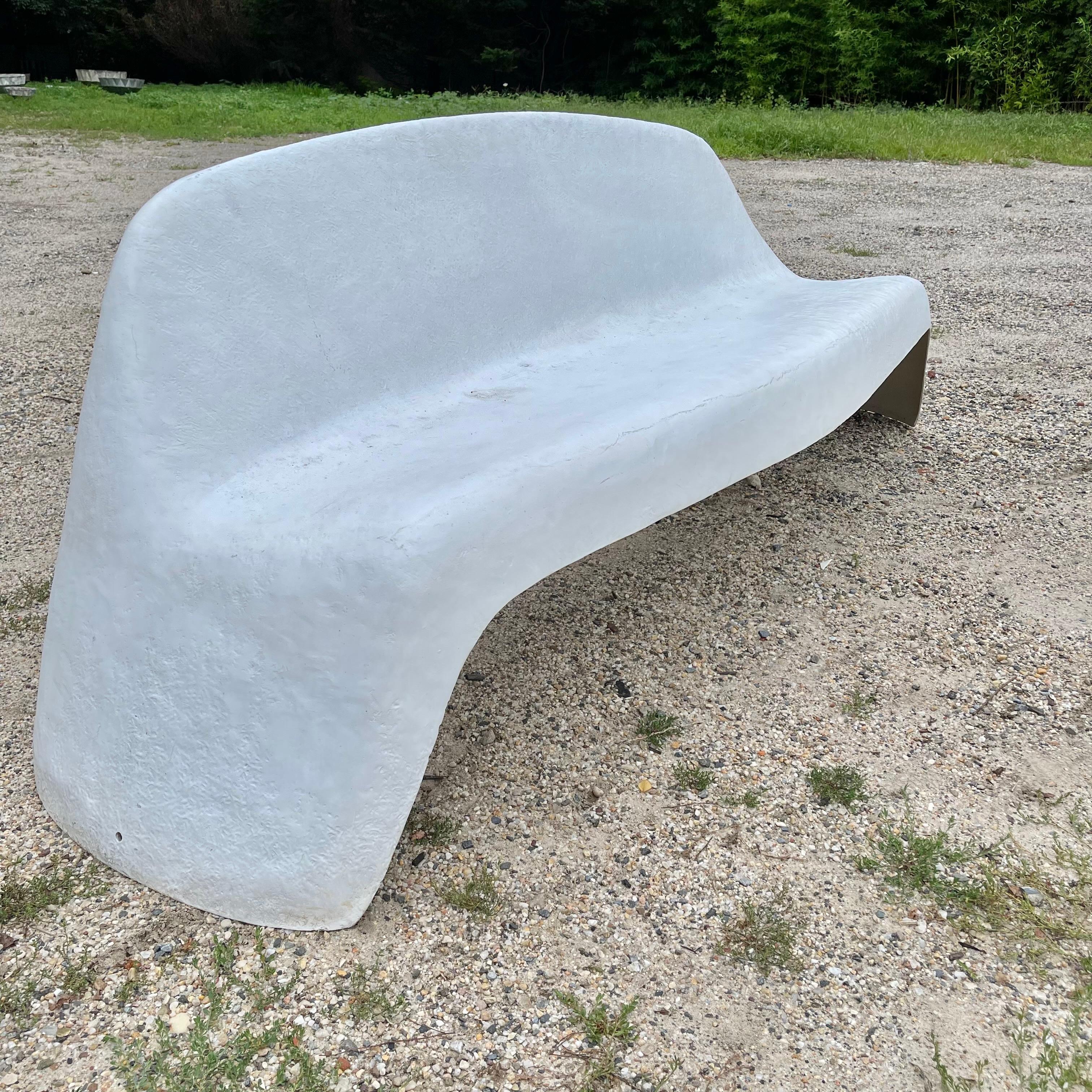 Allemand Banc d'extérieur sculptural en fibre de verre par Walter Papst, Allemagne, années 1960