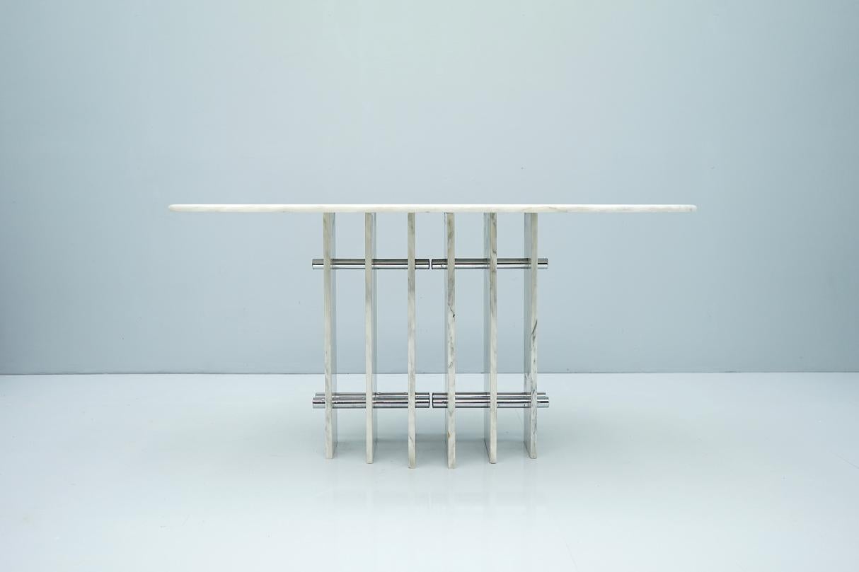 Mid-Century Modern Sculptural Oval Dining Table in Carrara Marble and Chrome, Italy, 1970s