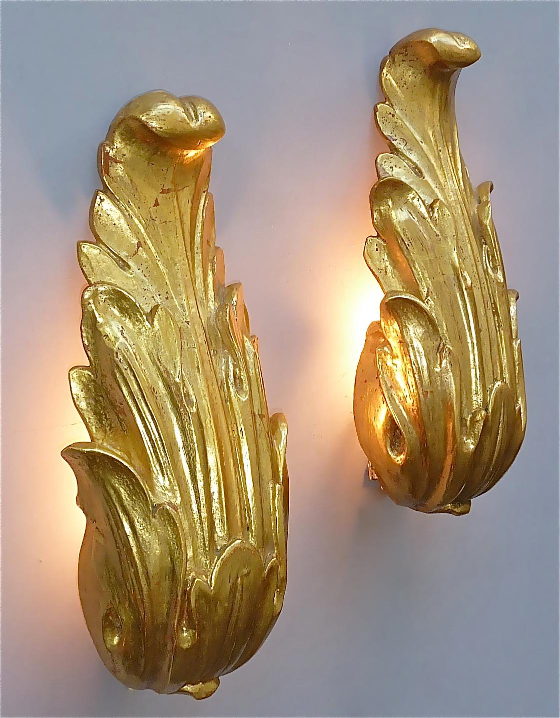 Skulpturales Paar großer antiker, vergoldeter, geschnitzter Holzblatt-Wandleuchter im Barockstil, 1900 im Angebot 11