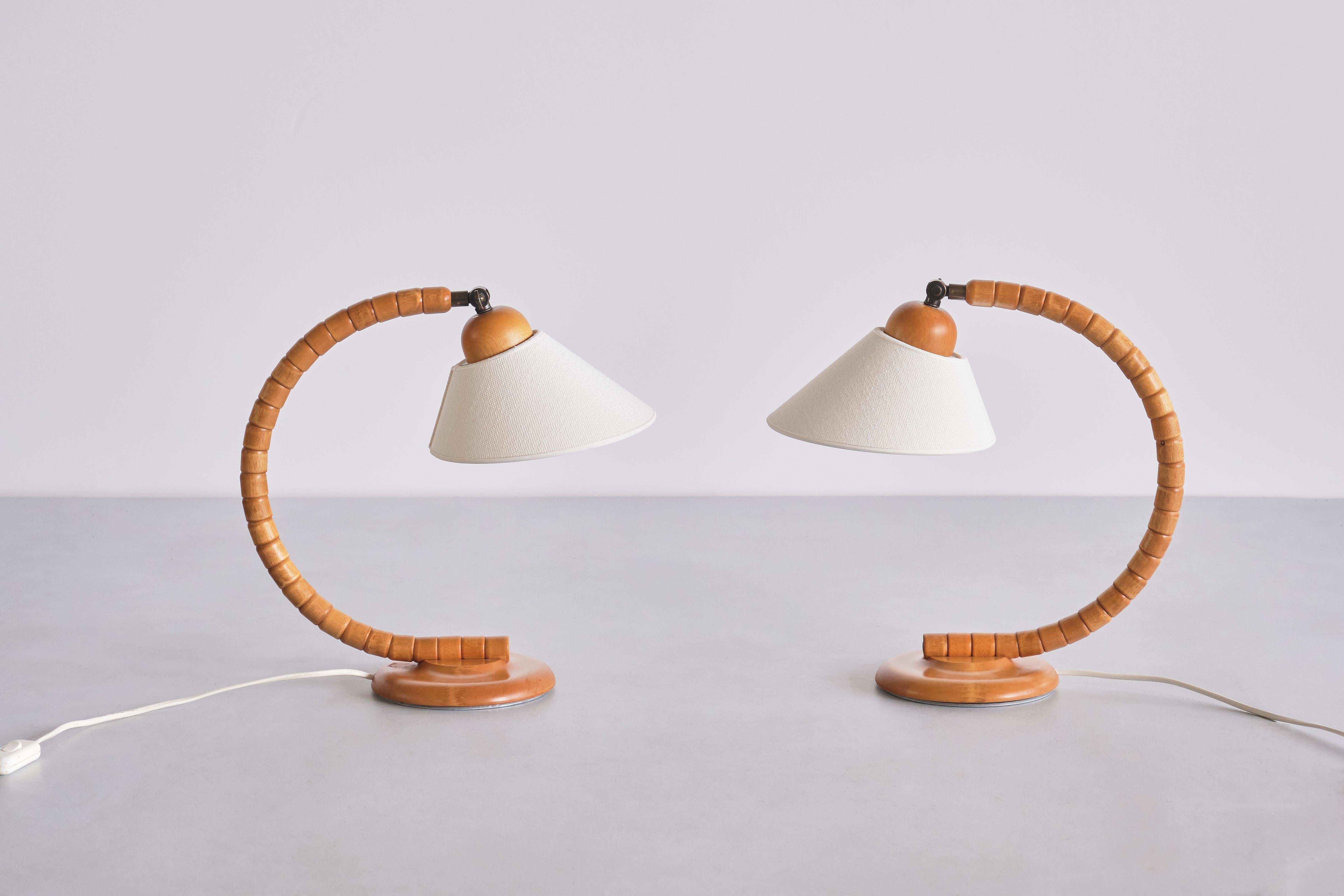Sculptural Pair of Adjustable Markslöjd Table Lamps in Beech Sweden, 1960s 5