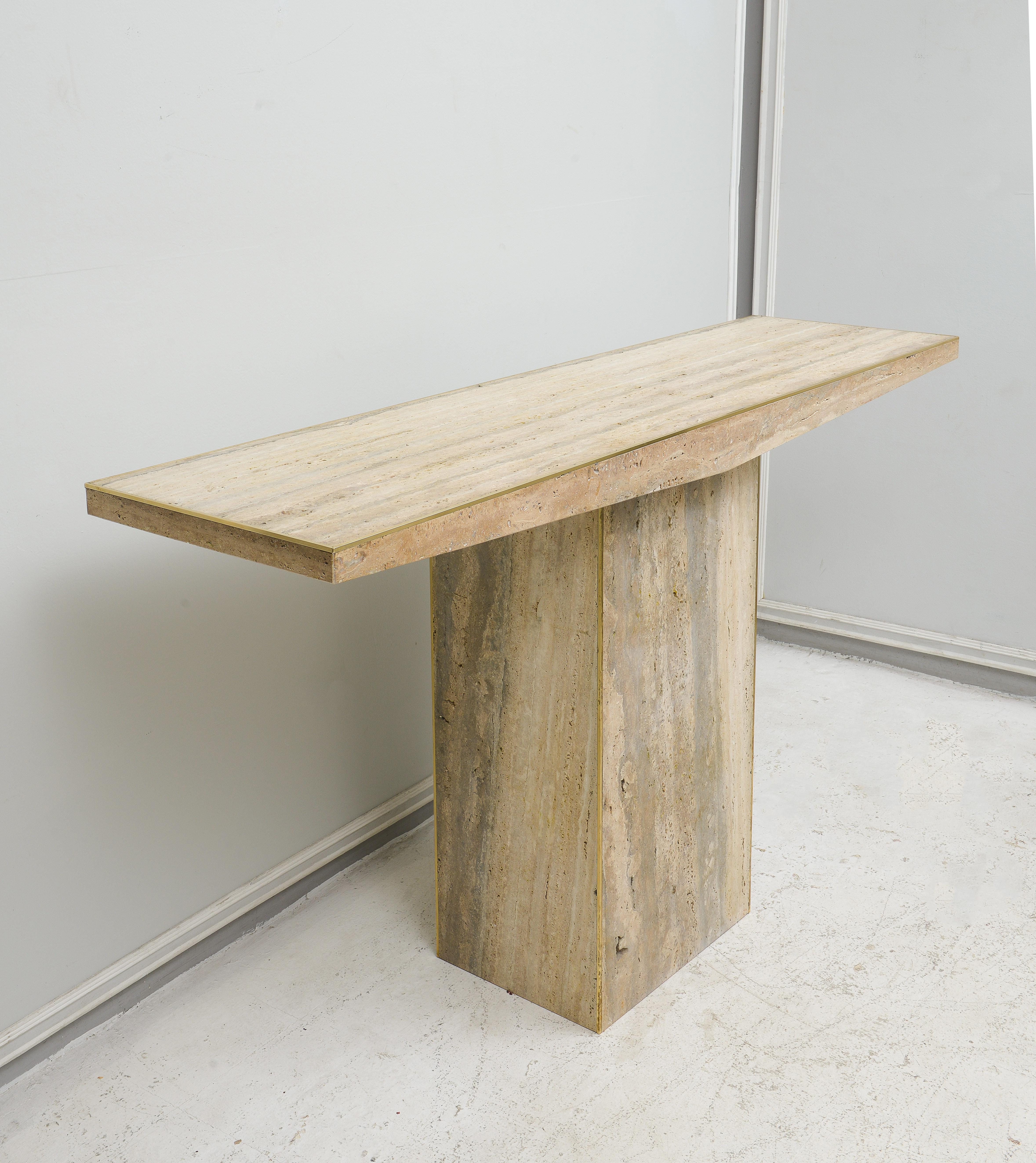 Hand-Crafted Pair of Italian contemporary travertine consoles with brass banding For Sale