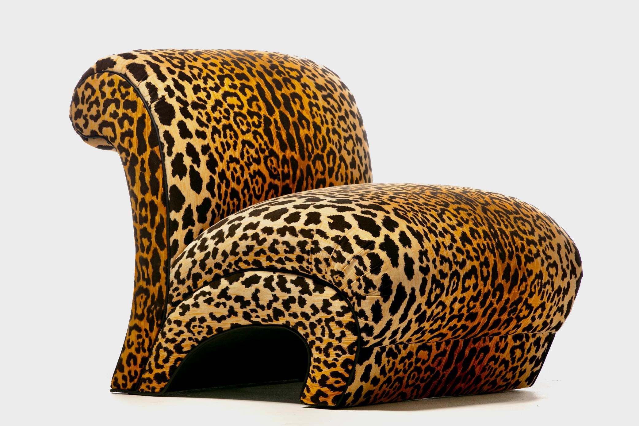 Sculptural Pair of Fully Restored Post Modern Slipper Chairs in Leopard Velvet In Good Condition In Saint Louis, MO
