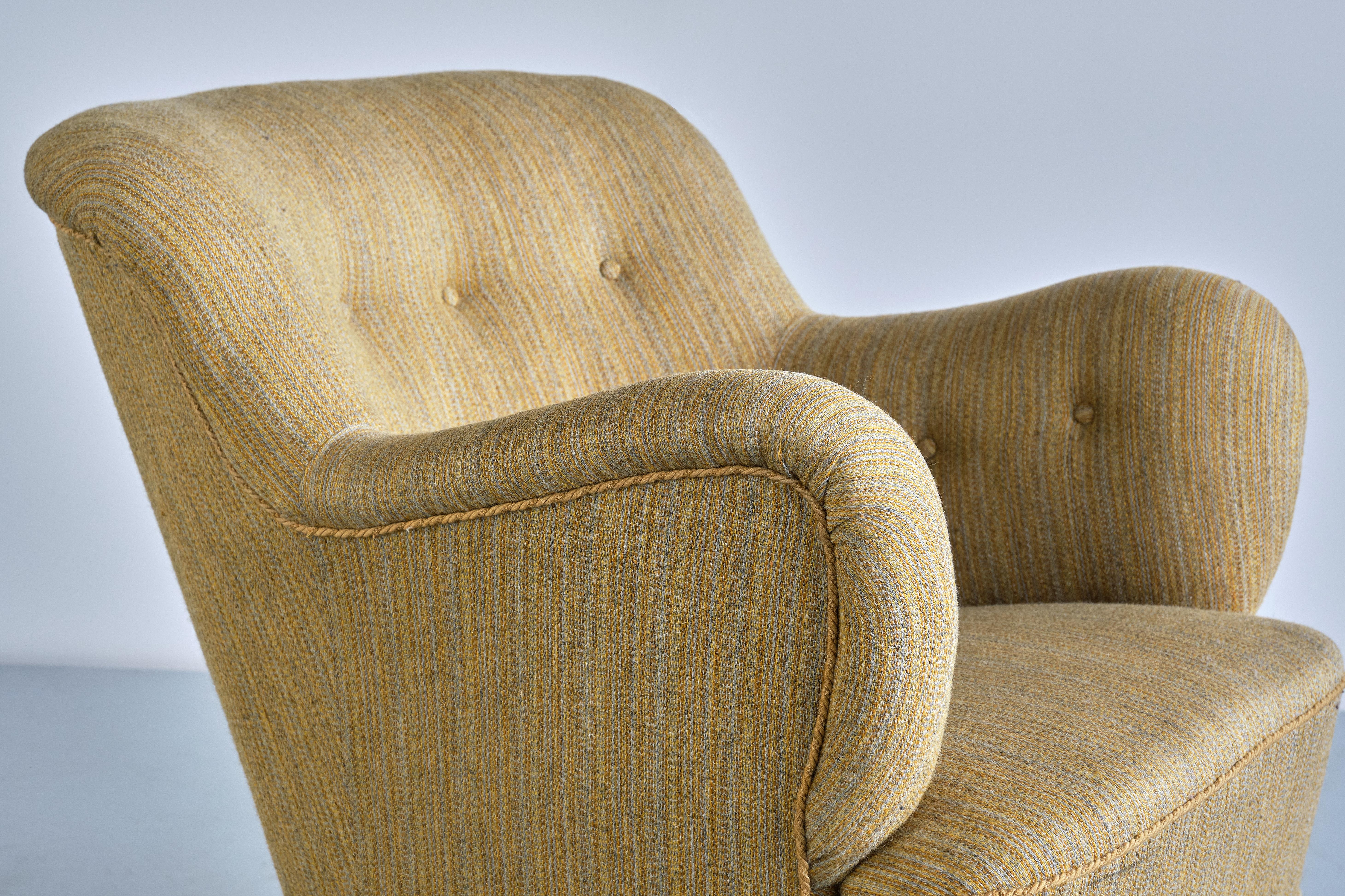 Sculptural Pair of Gustav Axel Berg Armchairs in Beech and Wool, Sweden, 1940s For Sale 7