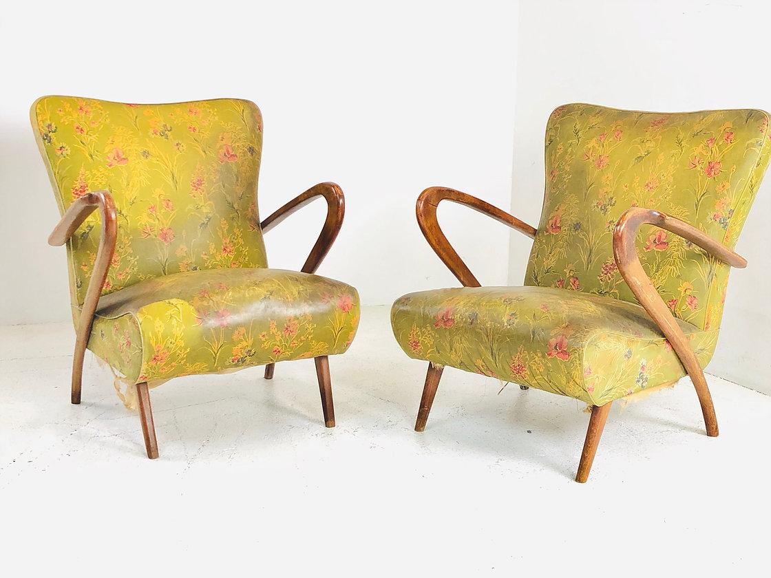 Sculptural pair of Italian Paolo Buffa lounge chairs. Chairs will need refinishing and upholstery.

Dimensions:
26