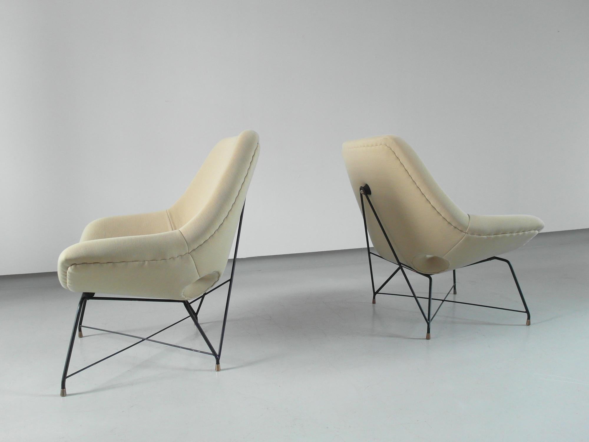 Metal Sculptural Pair of Lounge Chairs by Augusto Bozzi for Saporiti, Italy, 1954 For Sale