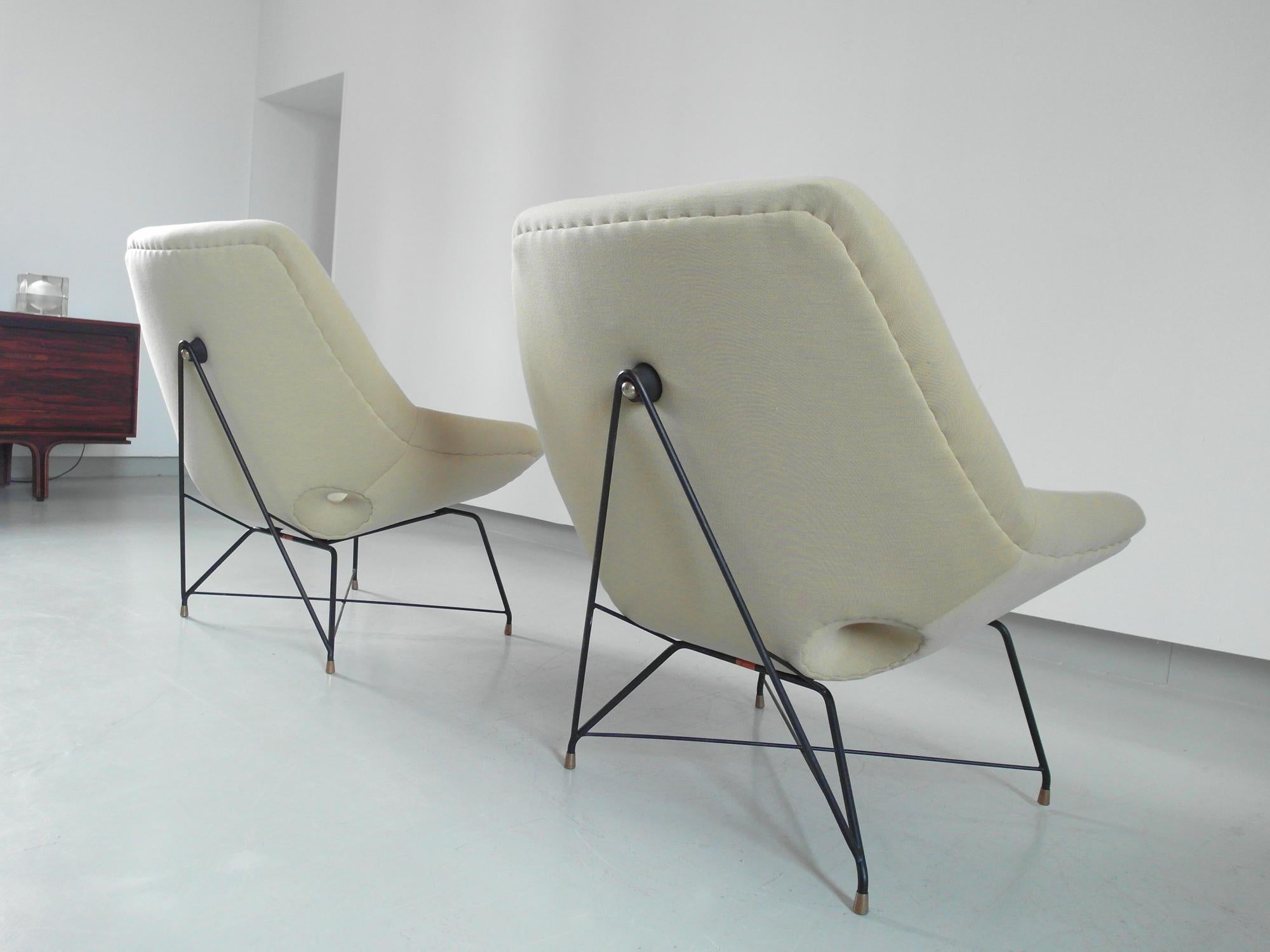 Sculptural Pair of Lounge Chairs by Augusto Bozzi for Saporiti, Italy, 1954 For Sale 2