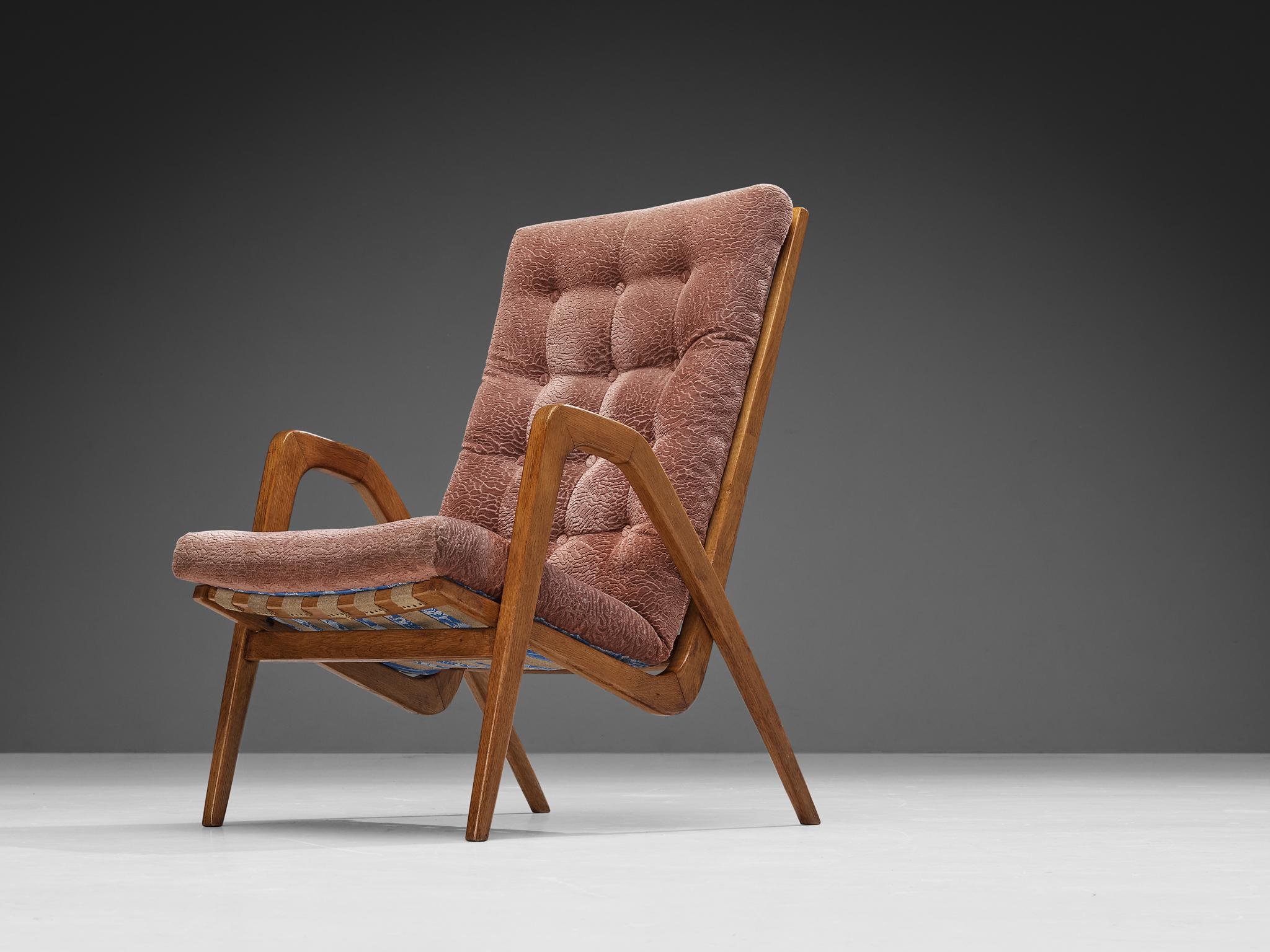 Mid-Century Modern Sculptural Pair of Lounge Chairs in Oak and Burgundy Upholstery For Sale