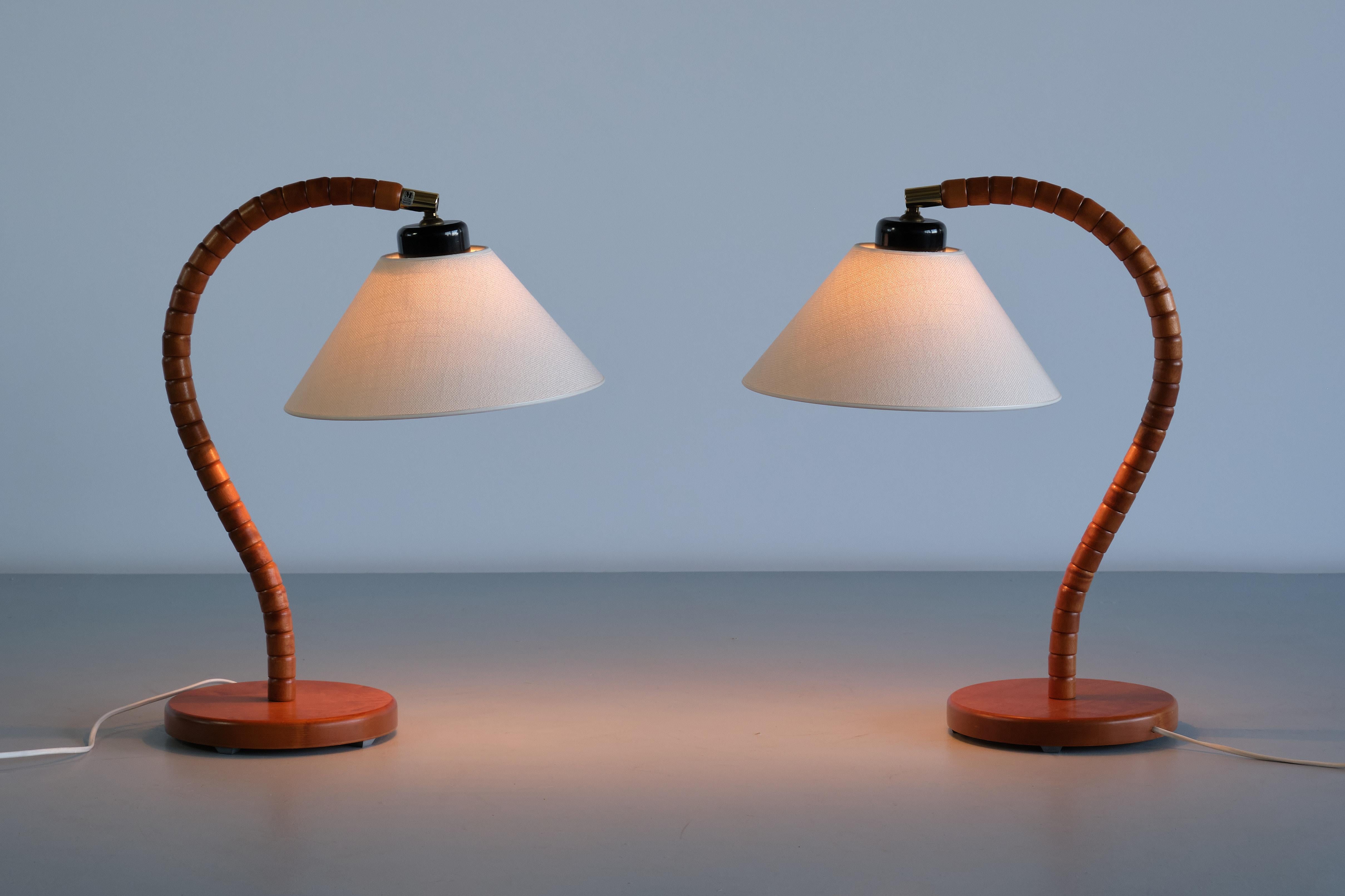 Sculptural Pair of Markslöjd Table Lamps in Beech, Brass, Linen, Sweden, 1960s 9