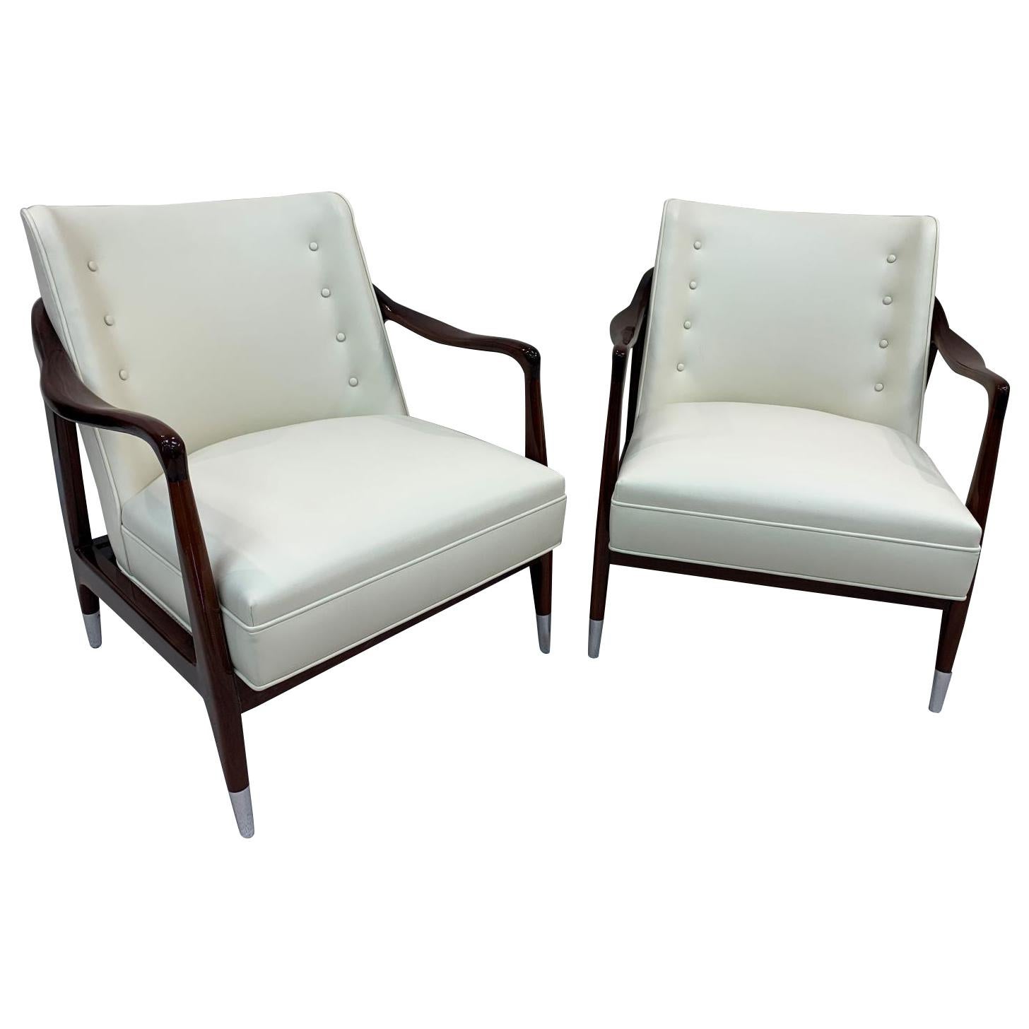 Gio Ponti Style Sculptural Pair of Mid Century Lounge Chairs and Ottoman  For Sale