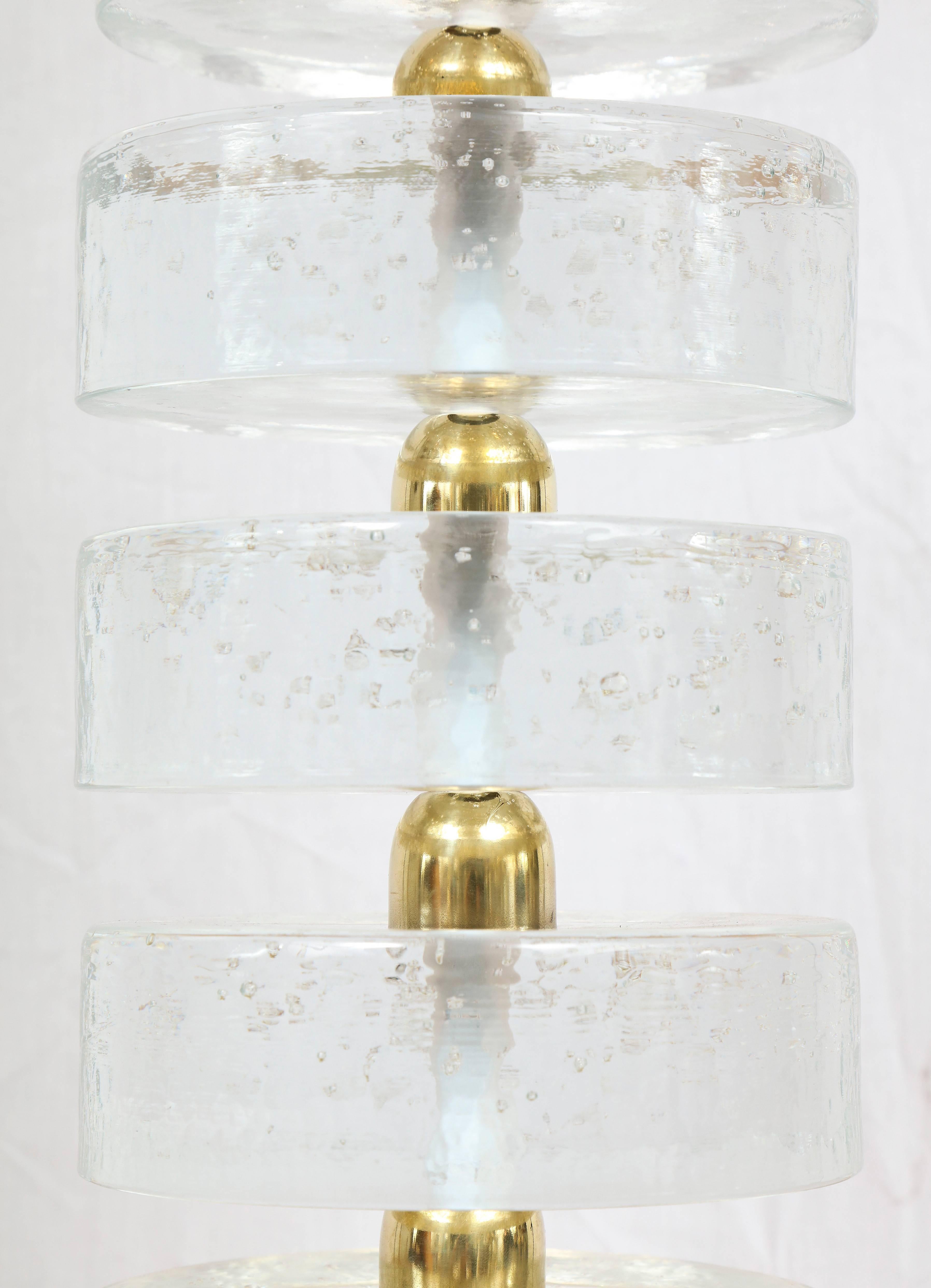 Paire de lampes sculpturales en verre cylindrique de Murano réalisées sur mesure en vente 1