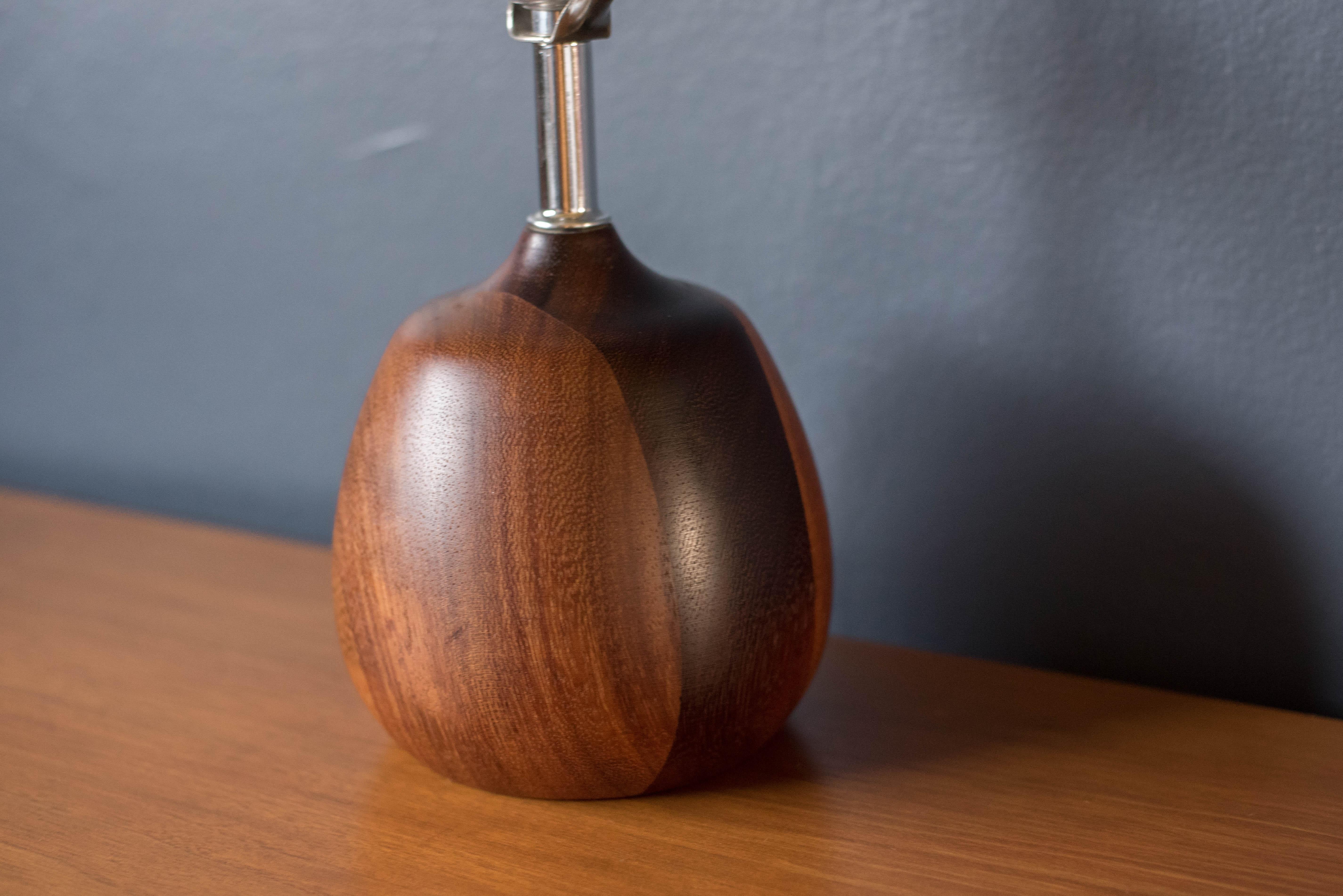 Sculptural Pair of Scandinavian Mid-Century Modern Round Teak Wood Table Lamps  In Good Condition For Sale In San Jose, CA