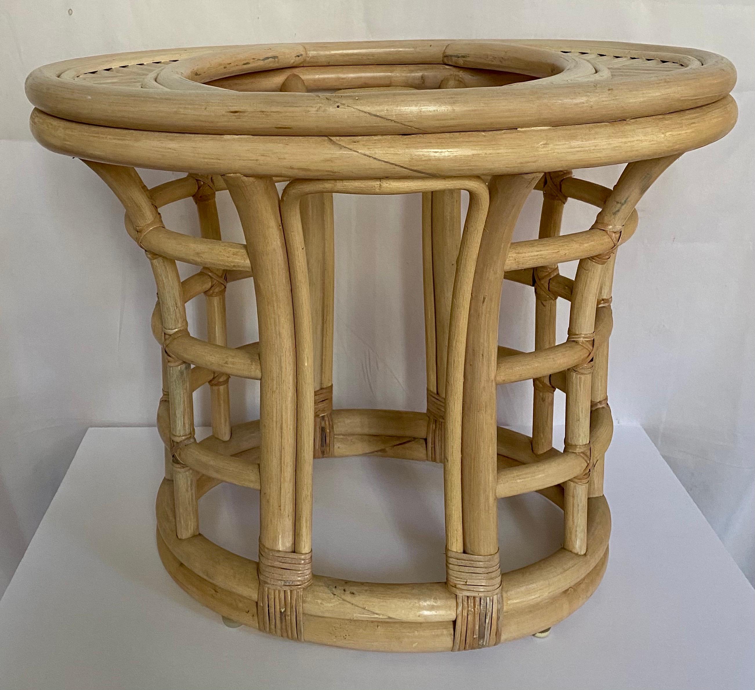 Late 20th Century Sculptural Palm Regency Oval Rattan and Glass Side End Table For Sale