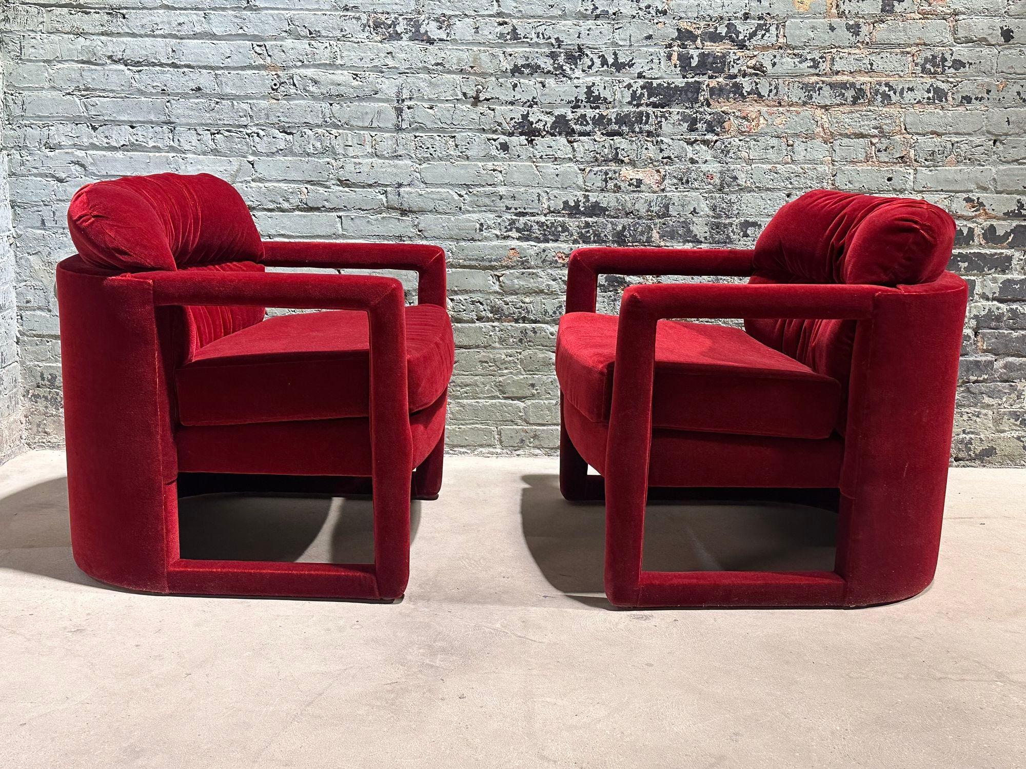 Sculptural Parsons Open Arm Lounge Chairs, 1970 In Excellent Condition For Sale In Chicago, IL