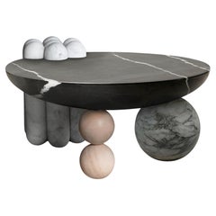 Skulpturaler Patisserie-Couchtisch, rund, modern, schwarzer Marmor
