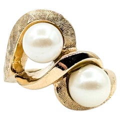 Sculptural Pearl Ring in 14k Yellow Gold