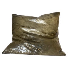 Lámpara escultórica de sobremesa Pillow de resina de Hajime Goto, Japón, años 1980.