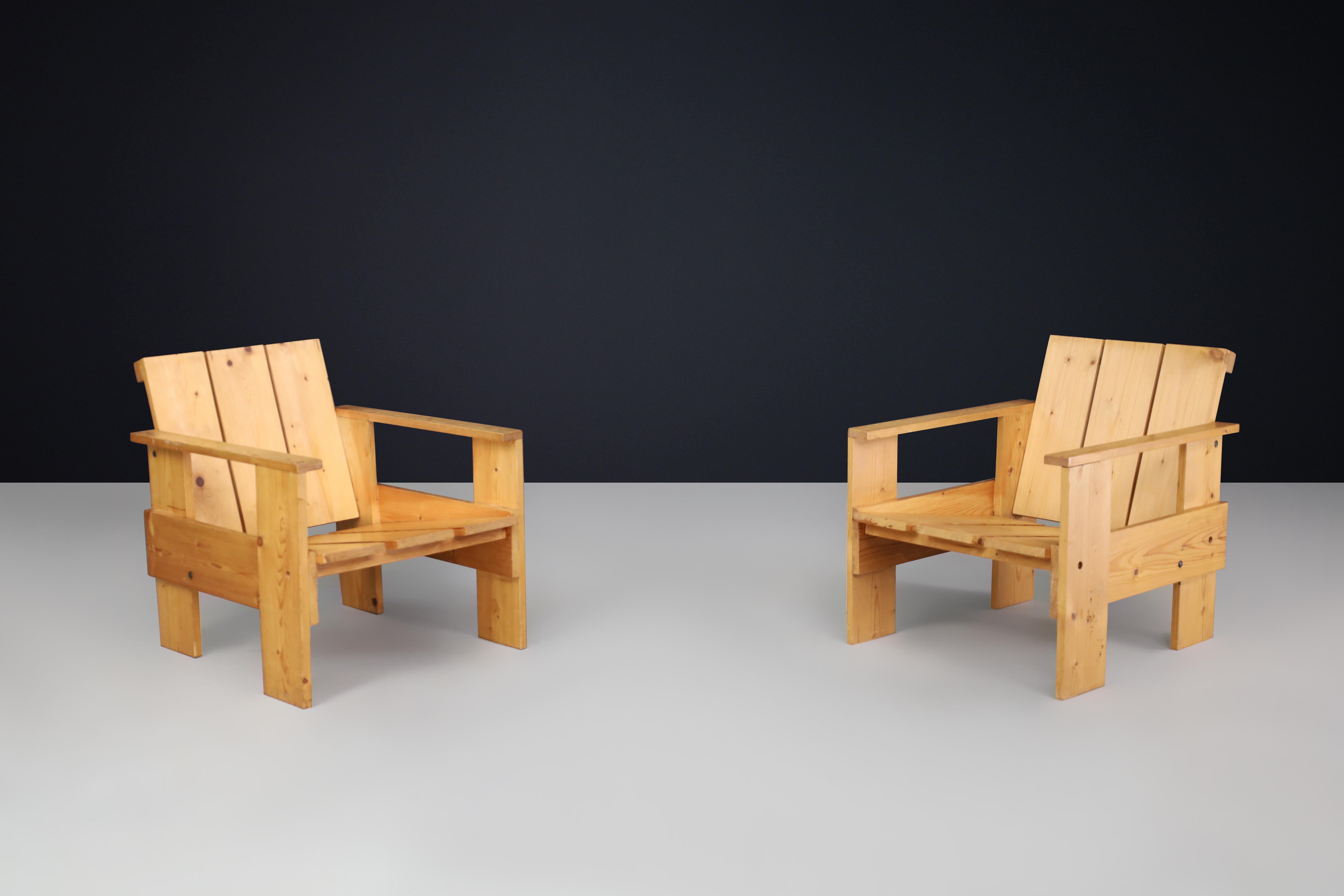Sculptural Pine Lounge Chairs, 1970s Dutch Design – Pair

This rare set of two armchairs, handcrafted in The Netherlands in the 1970s, is a beautiful representation of utilitarian modernism with a rustic edge. Made entirely from solid pine, the