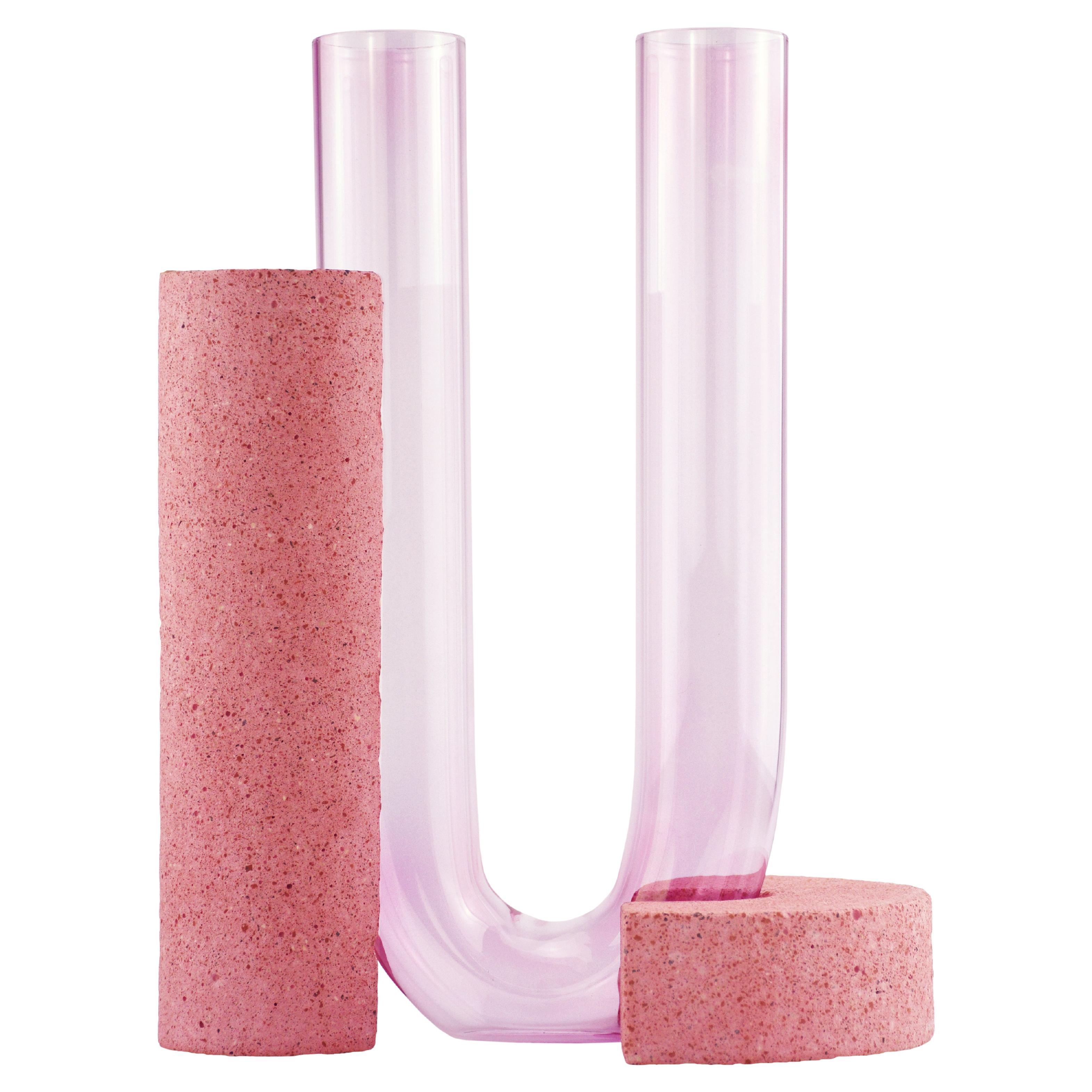 Sculptural pink vase for flowers, Italian minerals artisanal craftsmanship For Sale