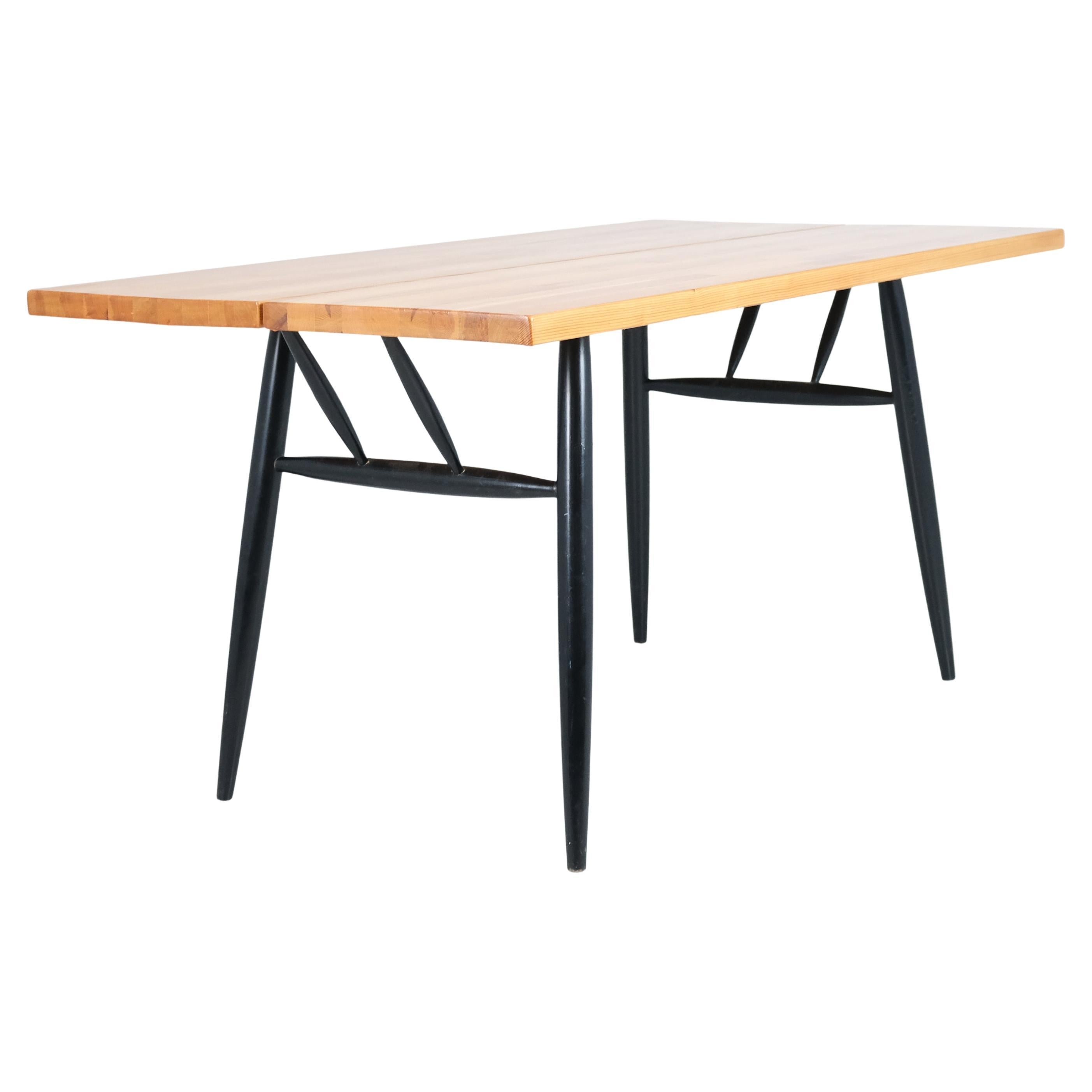 Sculptural Pirkka Dining Table, Ilmari Tapiovaara, Laukaan Puu, Finland 1960s en vente