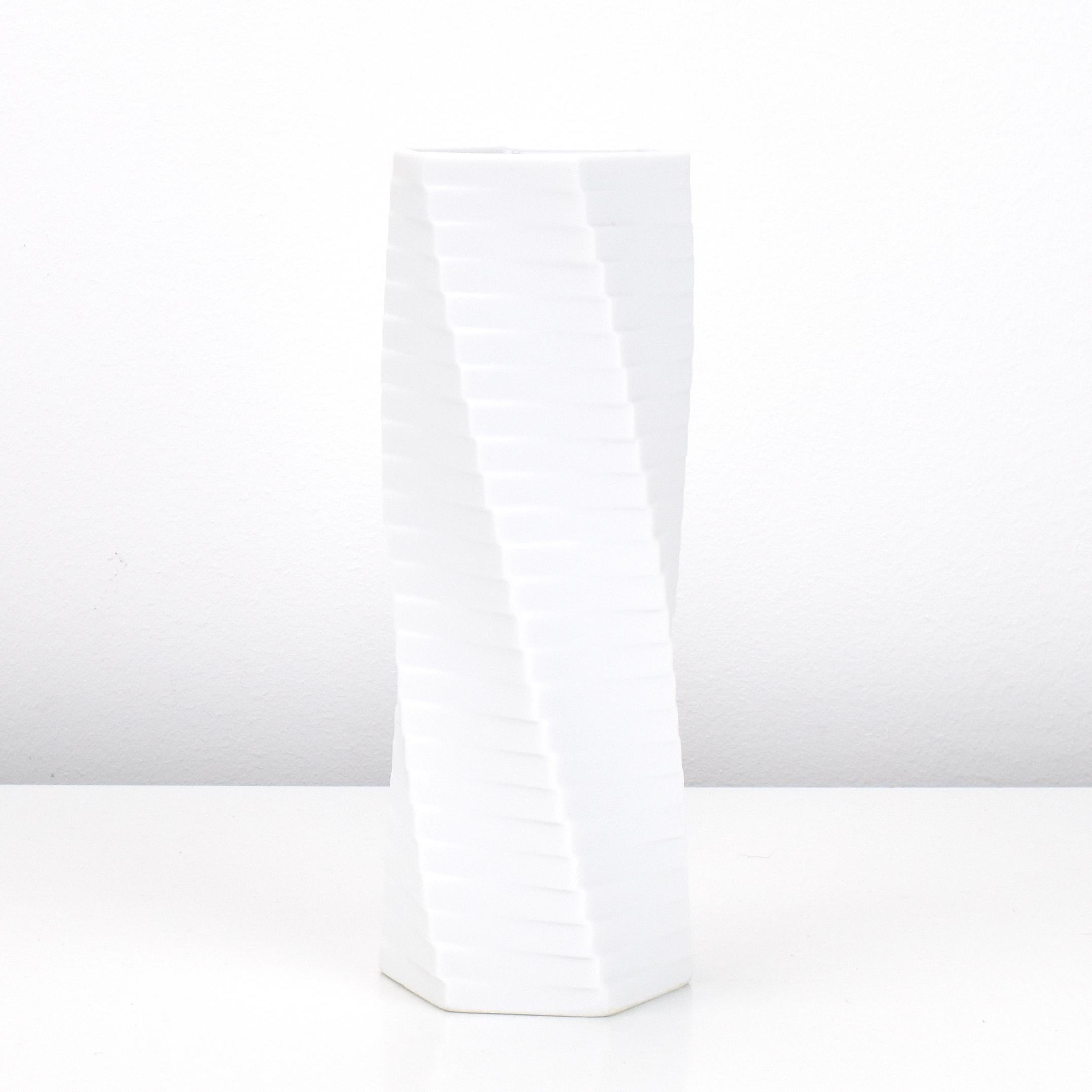 Tedesco Vaso scultoreo PISA di Werner Uhl Vaso in porcellana per Rosenthal Studio Line in vendita