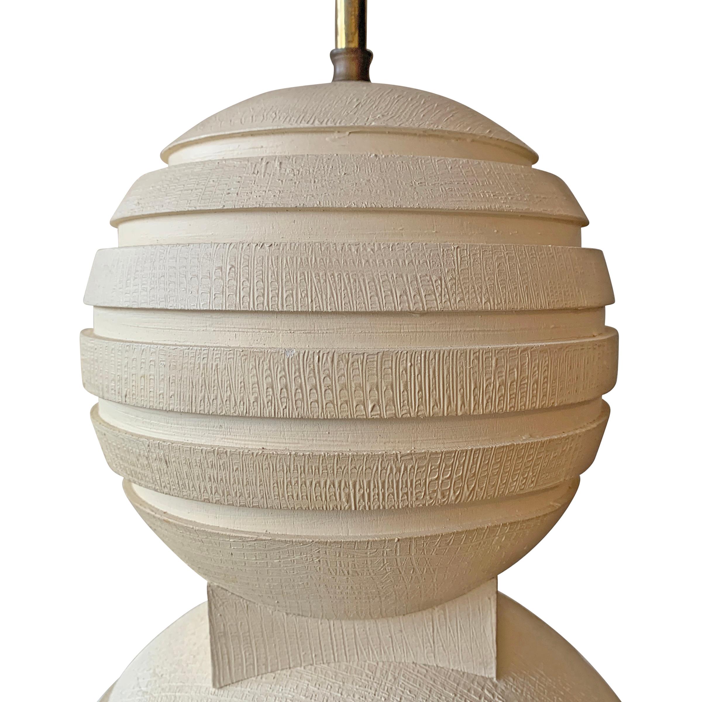 Sculptural Plaster Table Lamp In Good Condition In Chicago, IL