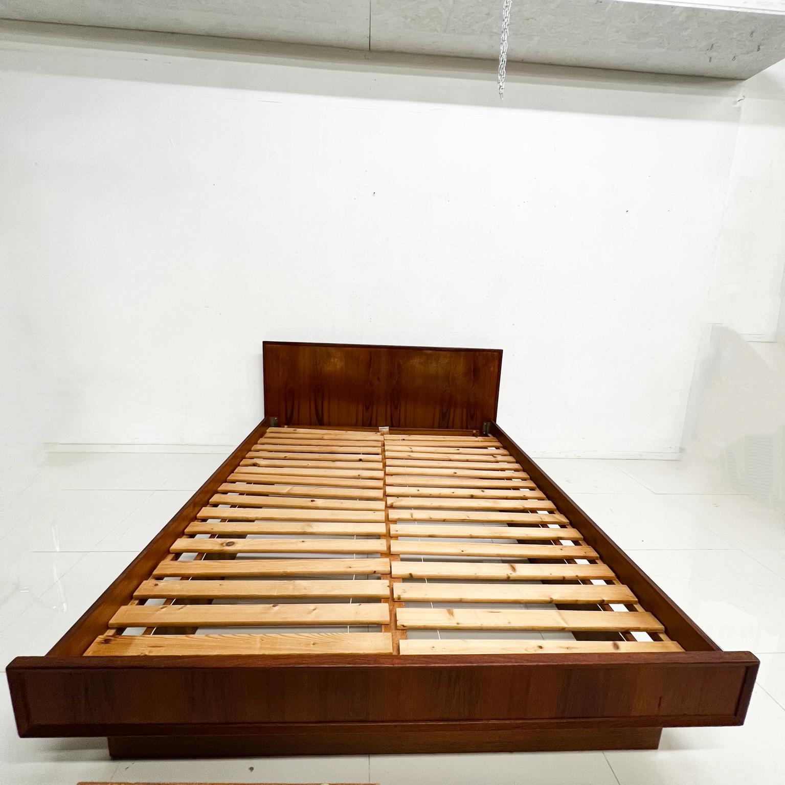 Norwegian Sculptural Scandia Platform Queen Bed Modern Low-Profile Teak Wood from Norway