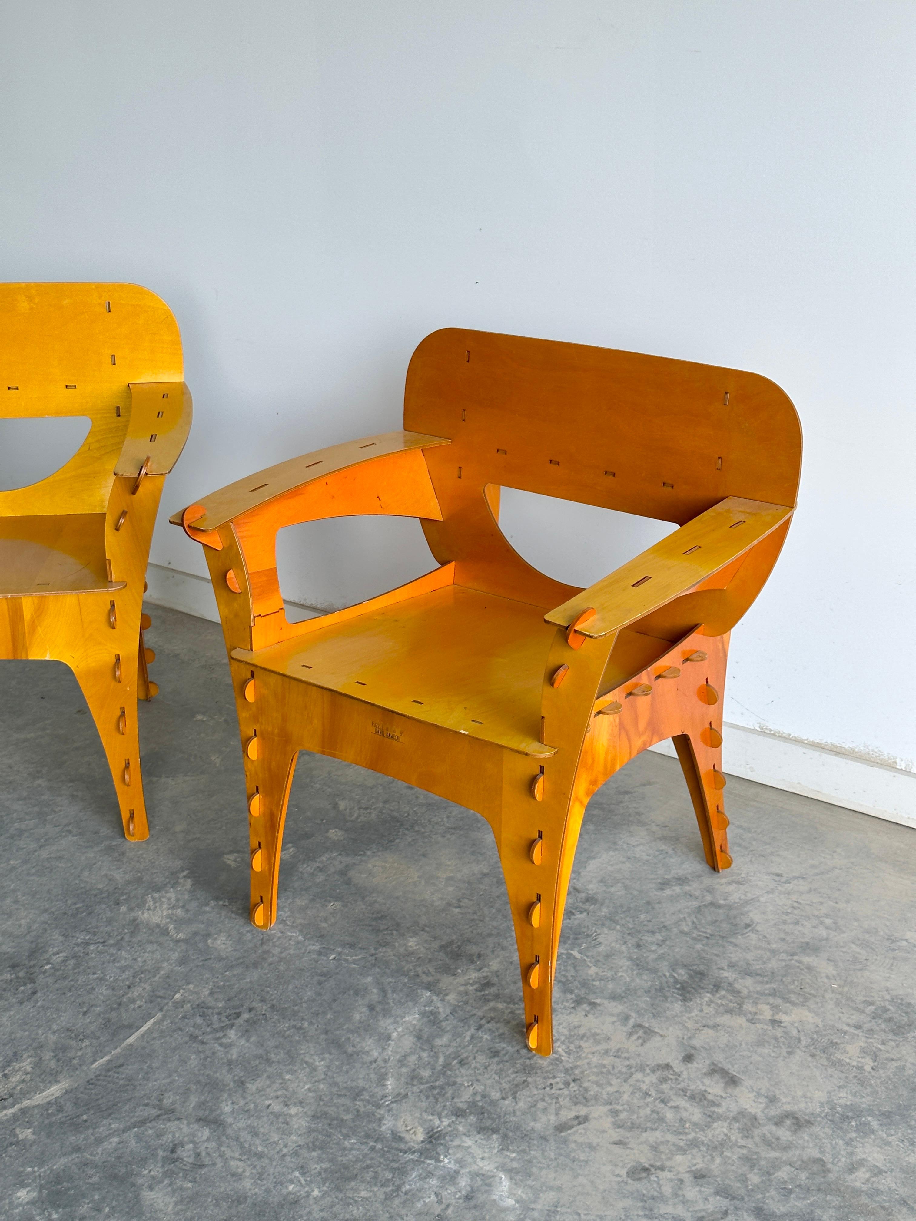 Skulpturaler Puzzle-Stuhl aus Sperrholz von David Kawecki im Angebot 2