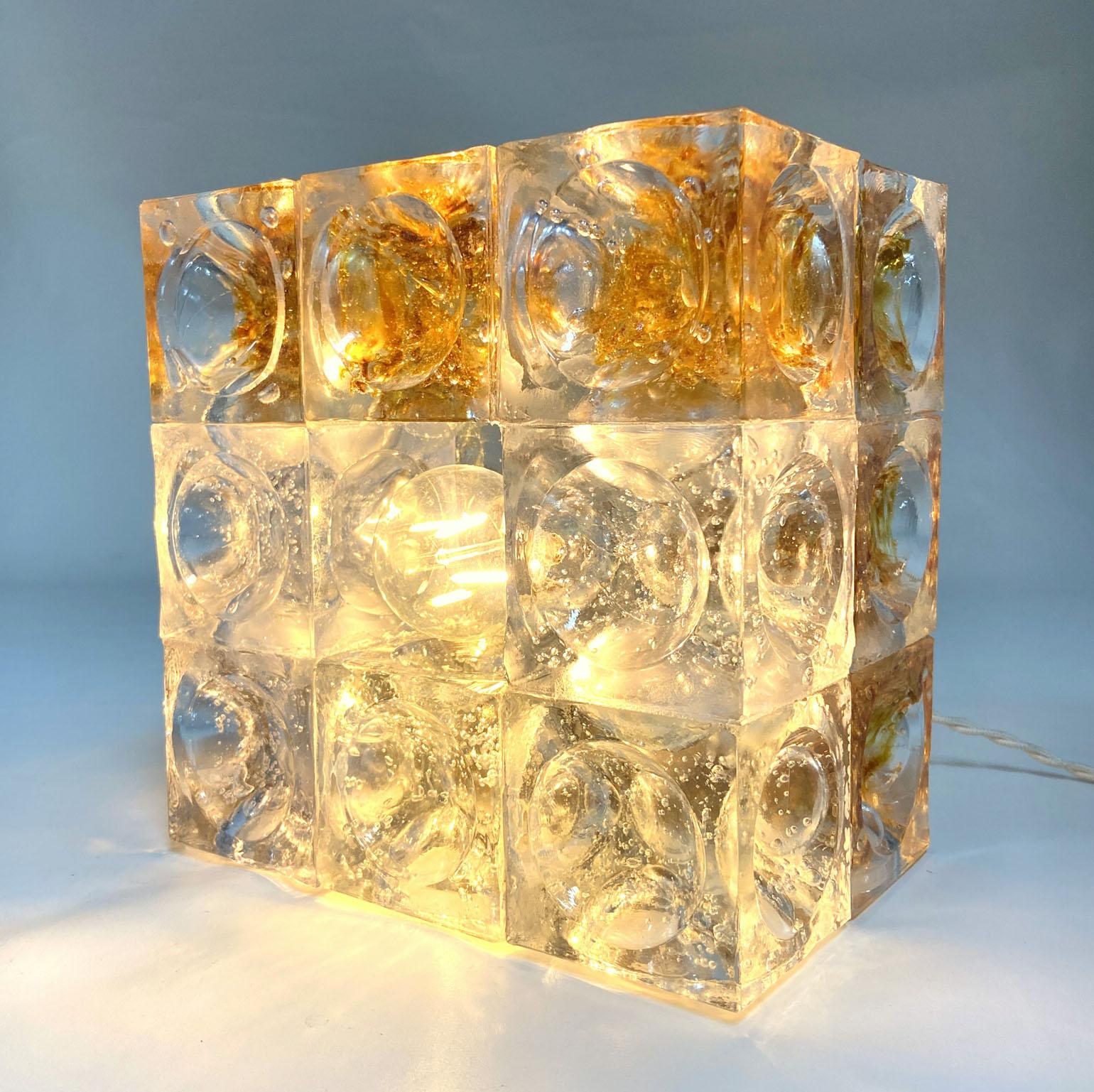 Mid-20th Century Sculptural Poliarte Table Lamp in Glass Cubes Designed by Albano Poli For Sale