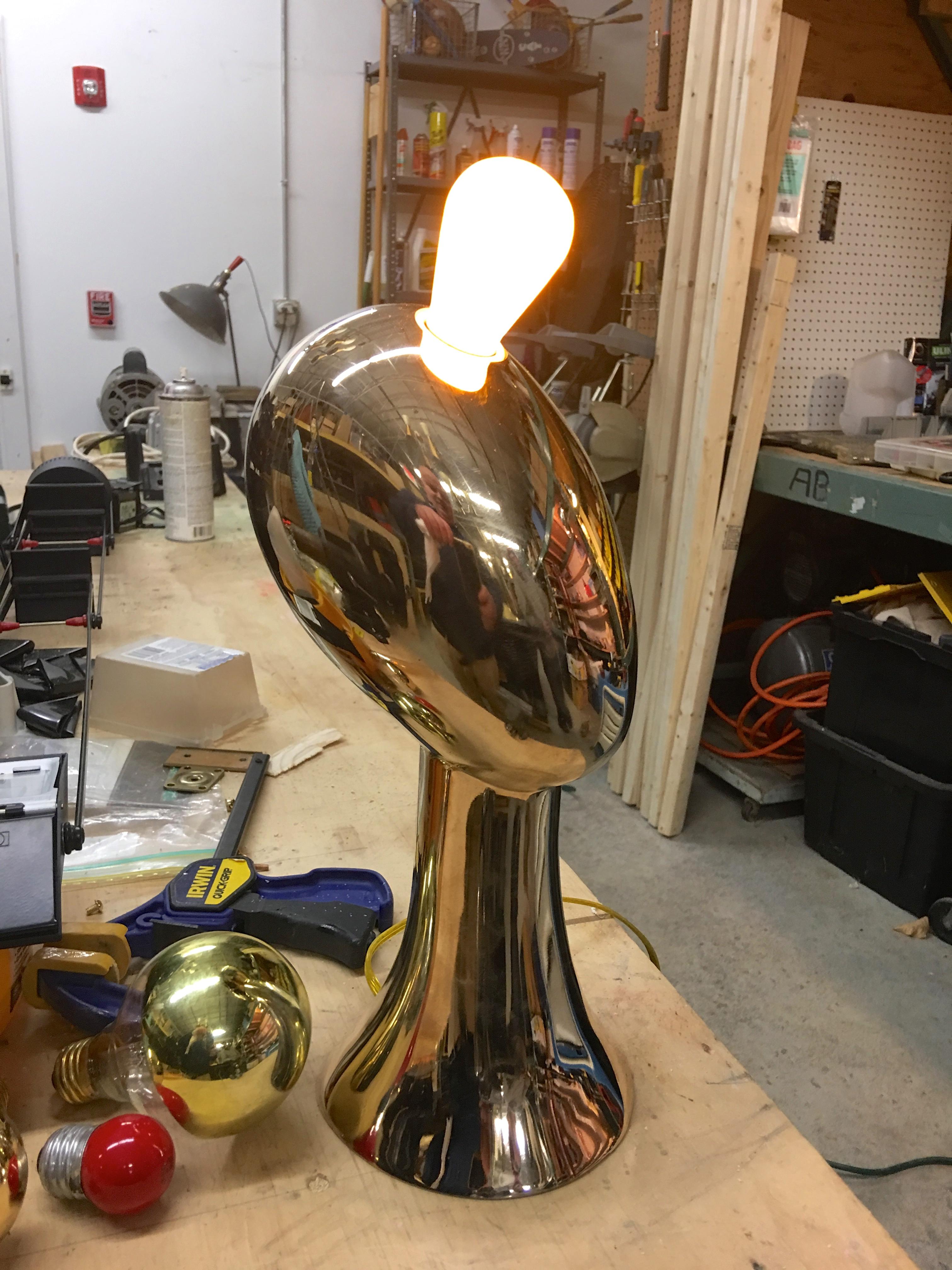 Lampe buste abstraite en bronze poli en vente 9