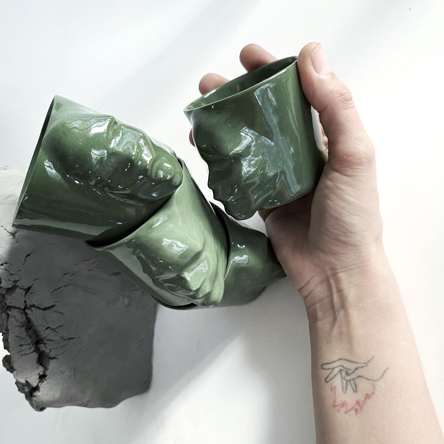 Turc Sculptural Porcelain Cups Set of 4 by Hulya Sozer, Face Silhouette, Olive Green en vente