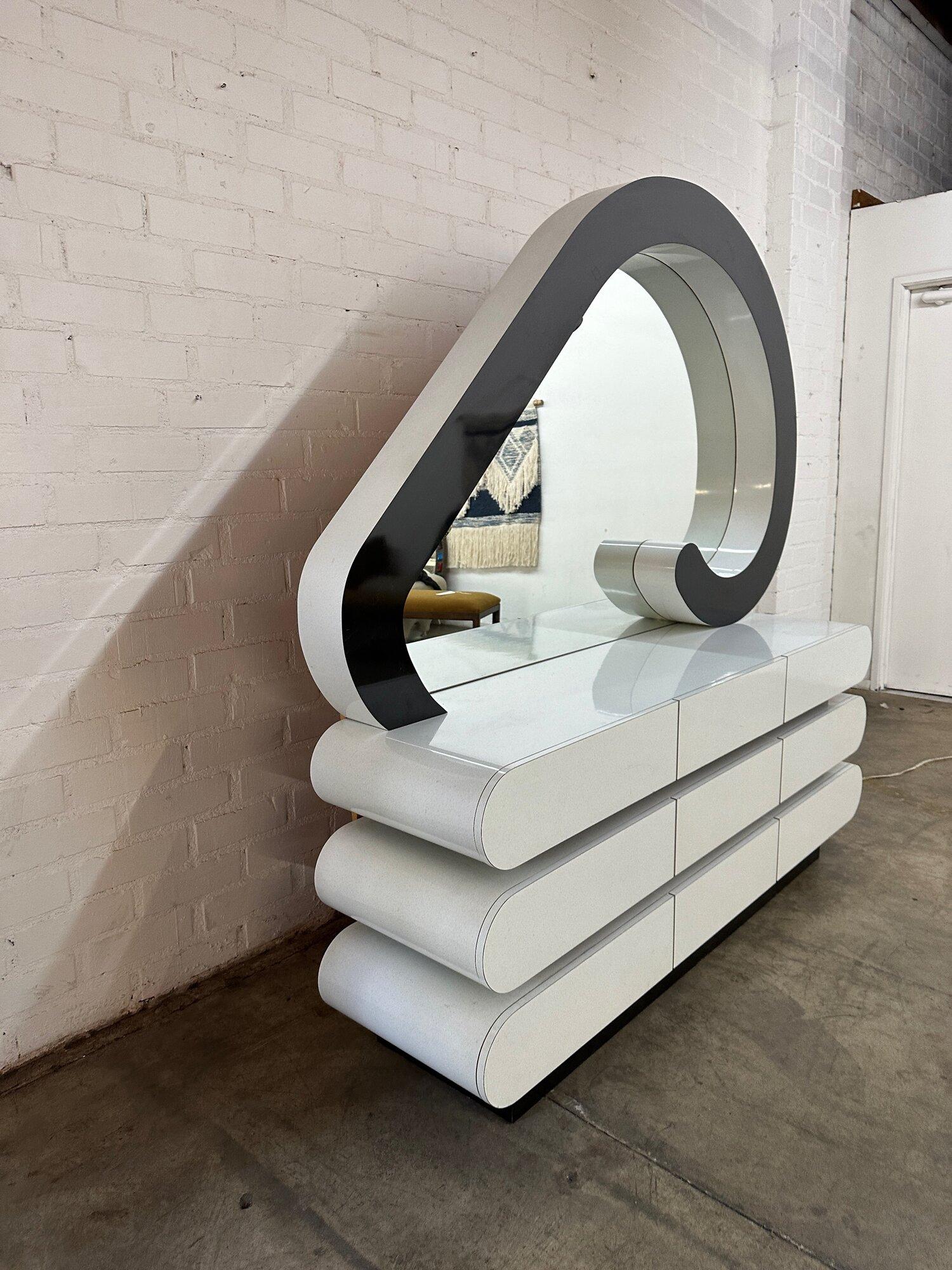 Sculptural Post Modern Dresser and Mirror -Set For Sale 11