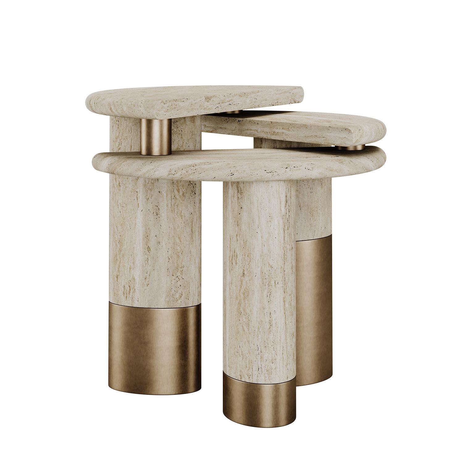 Postmoderne Sculptural Post-Modern Kotor Side Table in Travertine by Mavo Atelier Handmade en vente