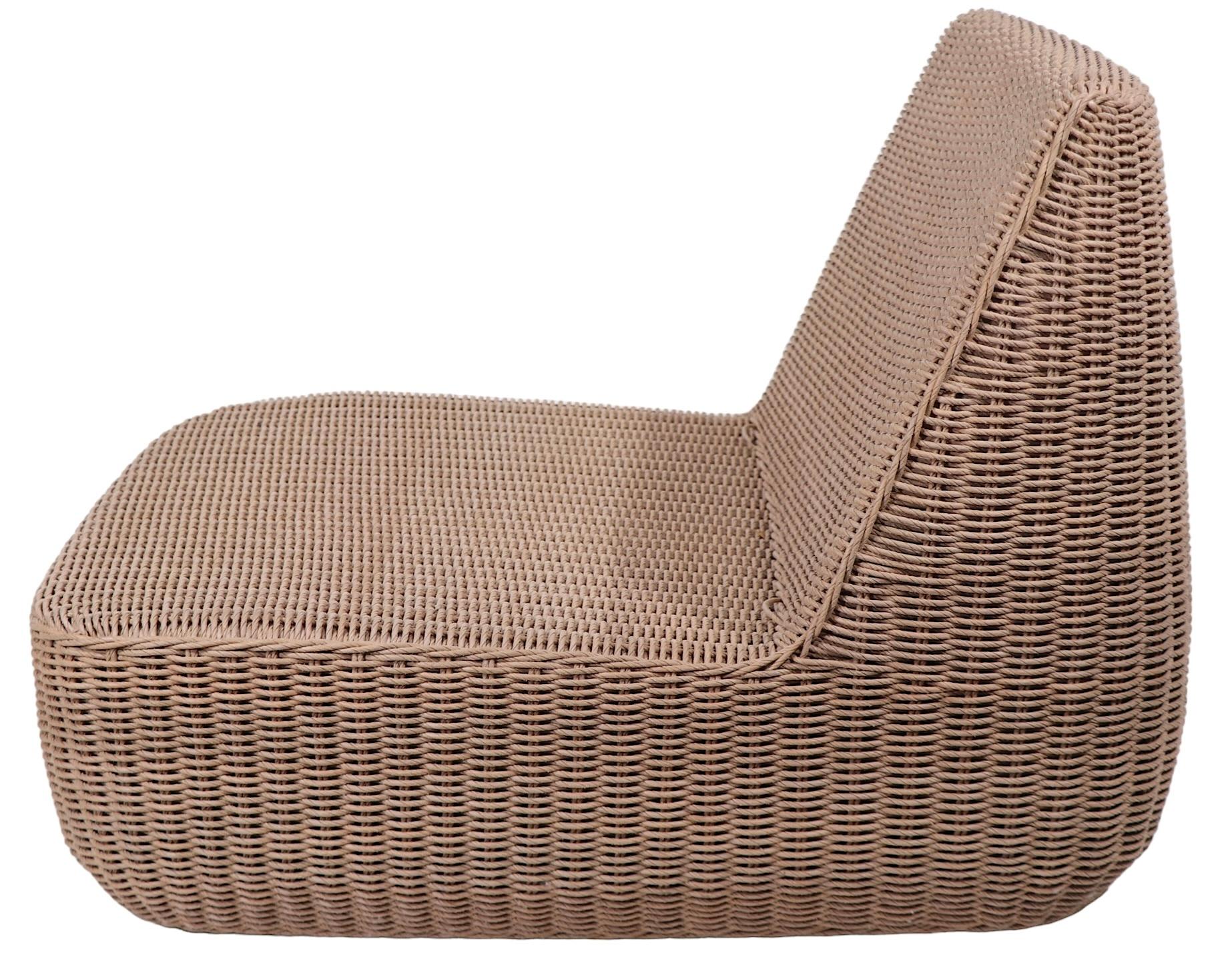 American Sculptural Post Modern Omada  Wicker Lounge Chair by Mark Gabbertas for Gloster For Sale
