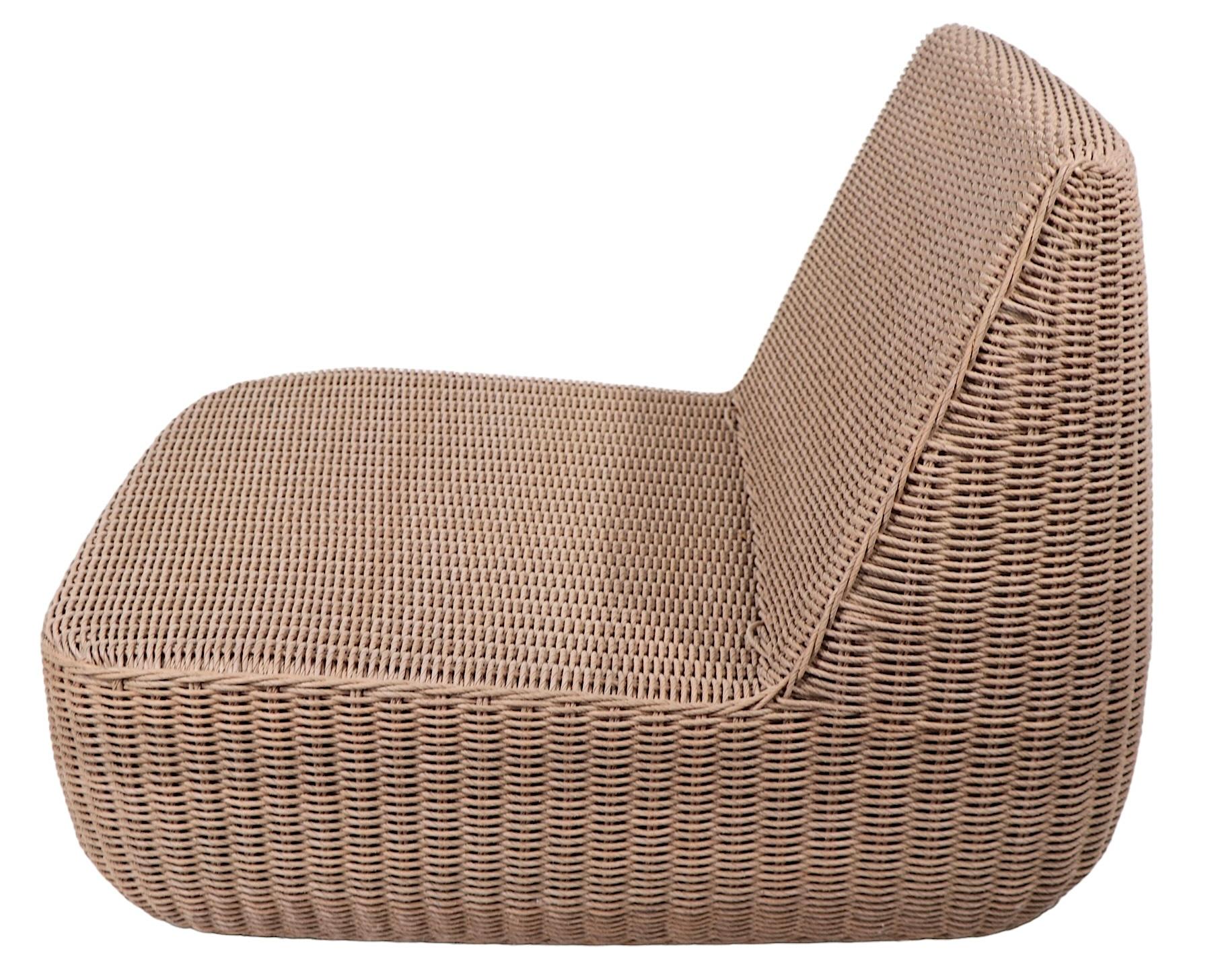 Sculptural Post Modern Omada  Wicker Lounge Chair by Mark Gabbertas for Gloster In Good Condition For Sale In New York, NY