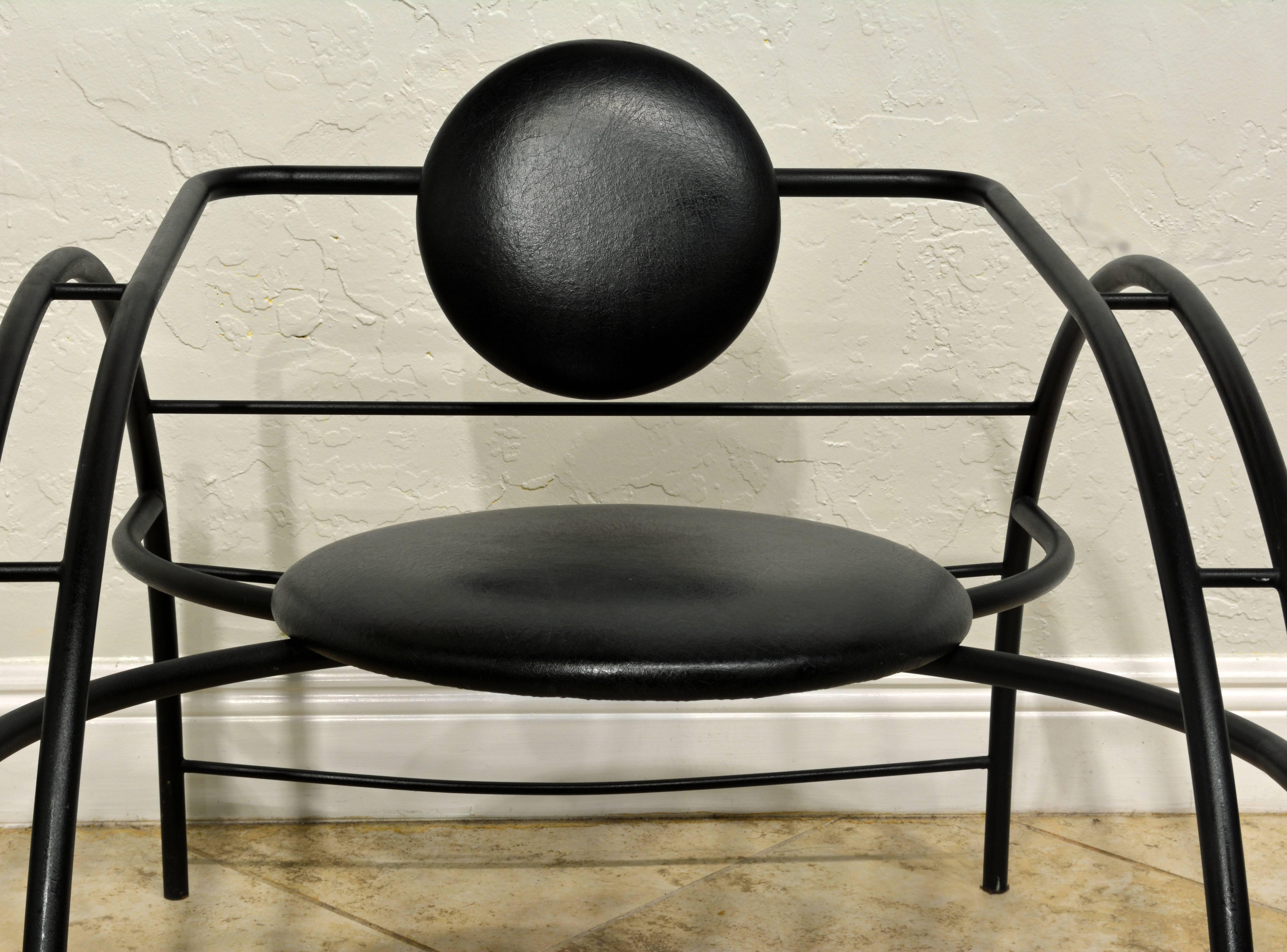 Post-Modern Sculptural Postmodern Quebec 69 Armchair by Canadian Design Group Les Amisca