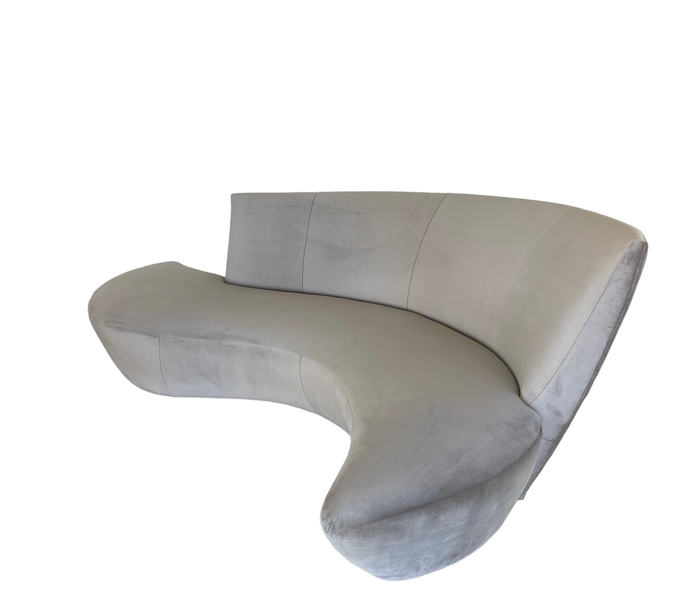 Sofá escultural postmoderno Vladimir Kagan Bilbao, EE.UU., década de 1990 Posmoderno en venta