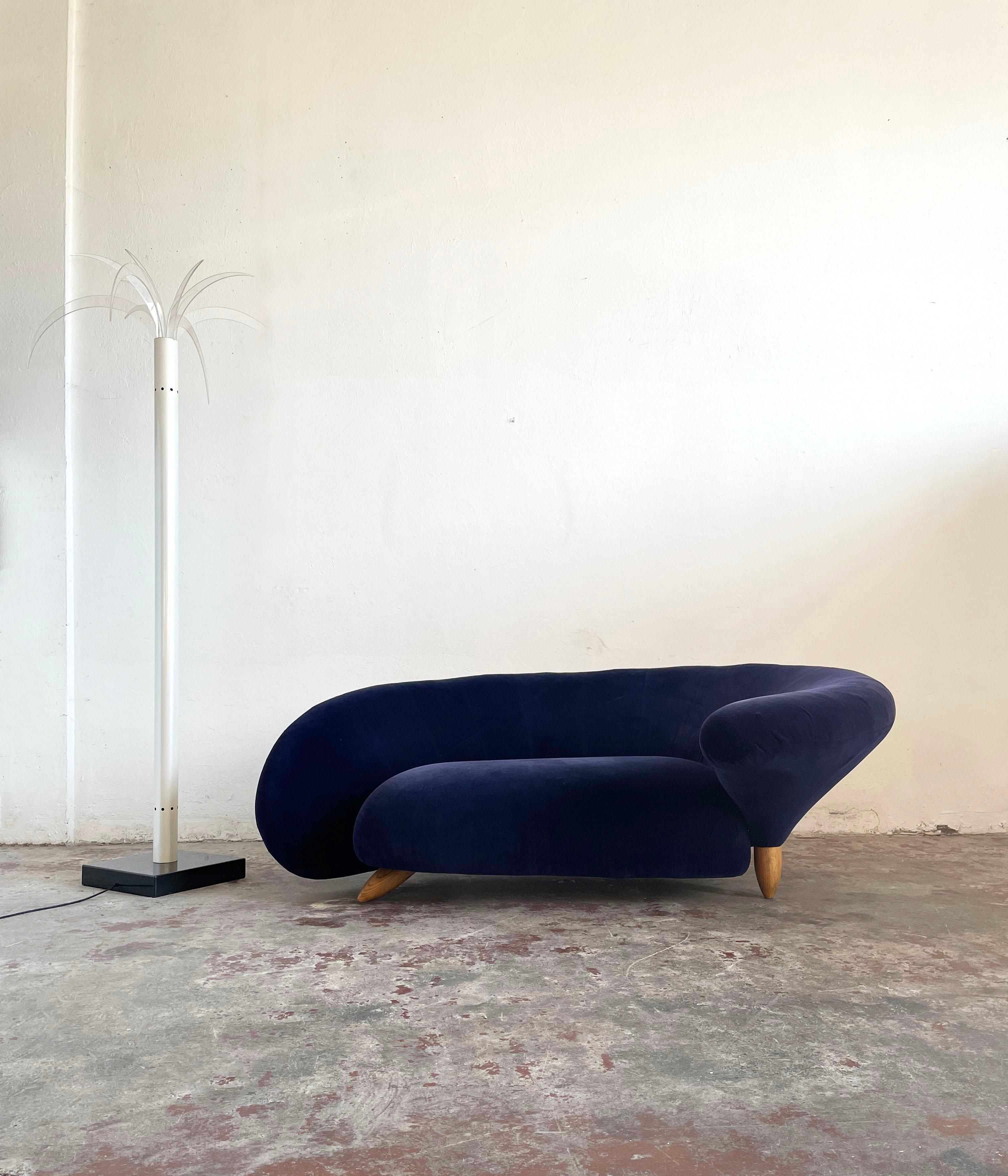 Sculptural Postmodern Blue Velvet Sofa Love Seat, Curved Asymmetrical Form  For Sale 4