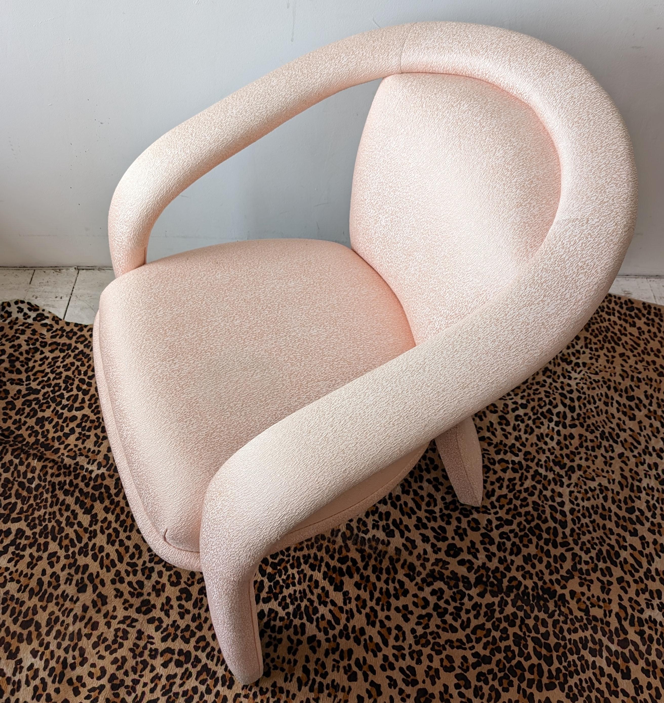 Fabric Sculptural postmodern pink lounge chair, Marge Carson for Carson Furniture 1980s For Sale