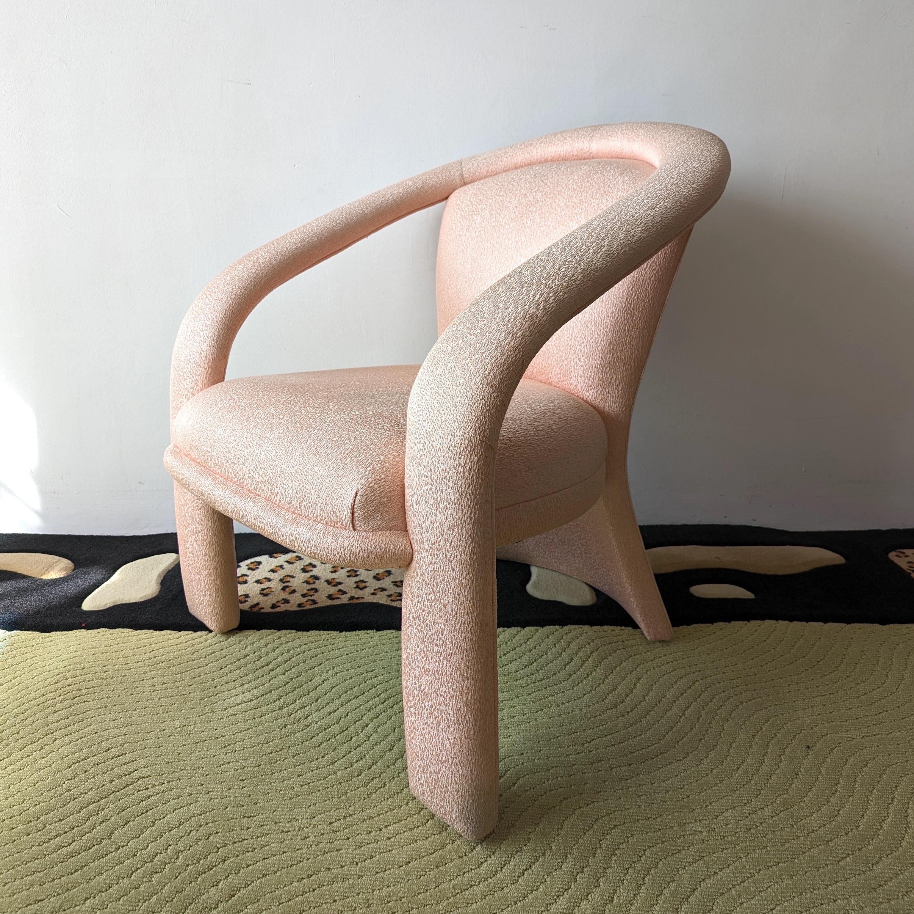 Sculptural postmodern pink lounge chair, Marge Carson for Carson Furniture 1980s For Sale 2