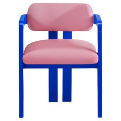 Memphis Sculptural in Pink Velvet & Blue Legs Dining Chair Vértigo