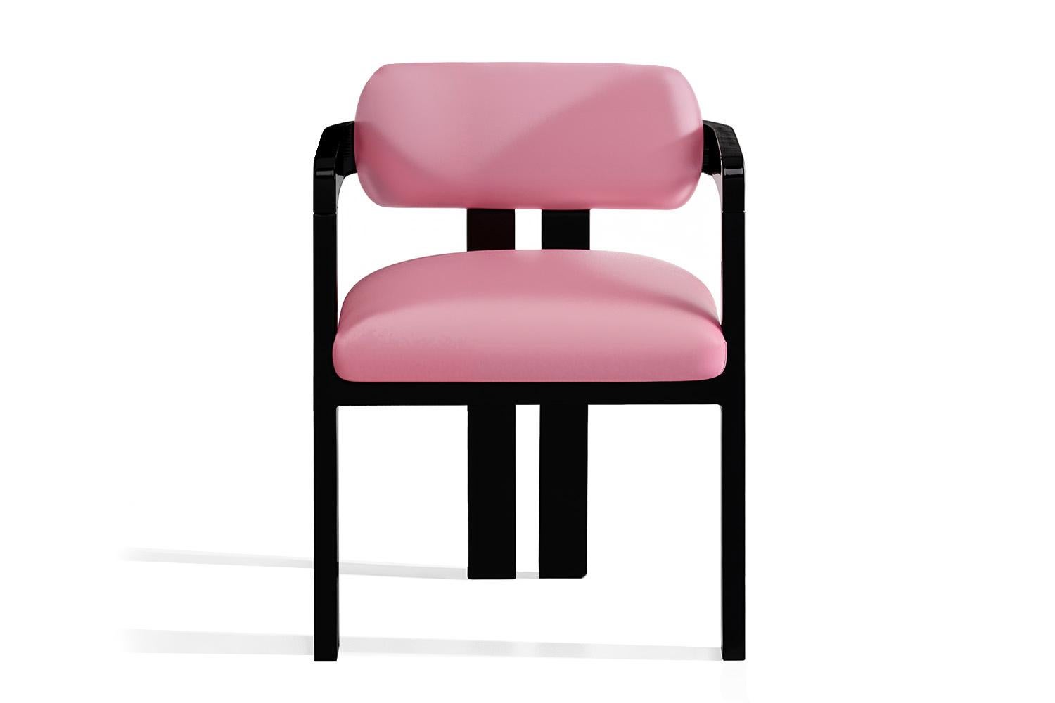 Sedia da pranzo scultorea postmoderna in velluto rosa con gambe rosse Vértigo In condizioni Nuovo in vendita a Almería, ES