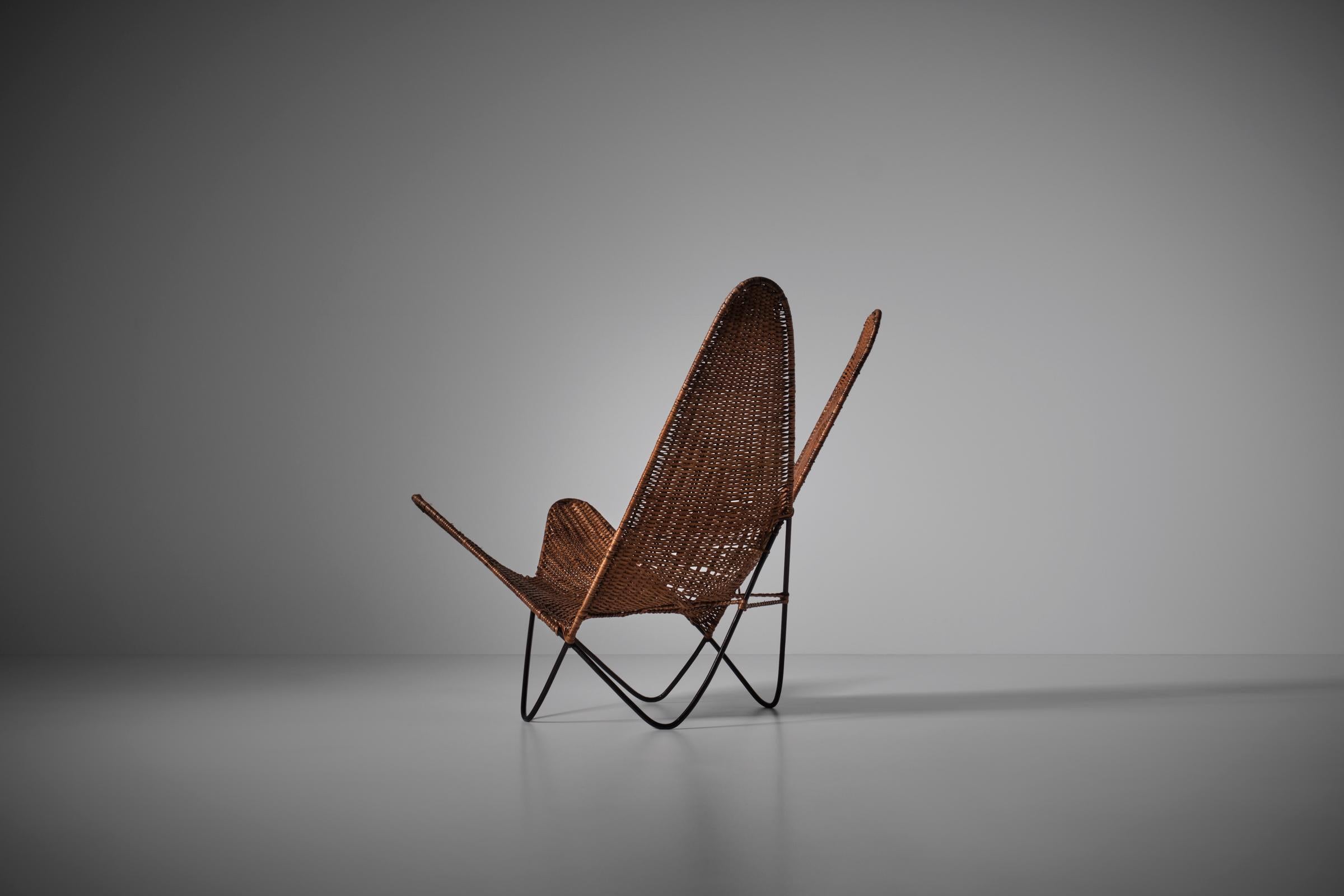Sculptural Rattan Butterfly Chair, France 1960s In Good Condition In Rotterdam, NL