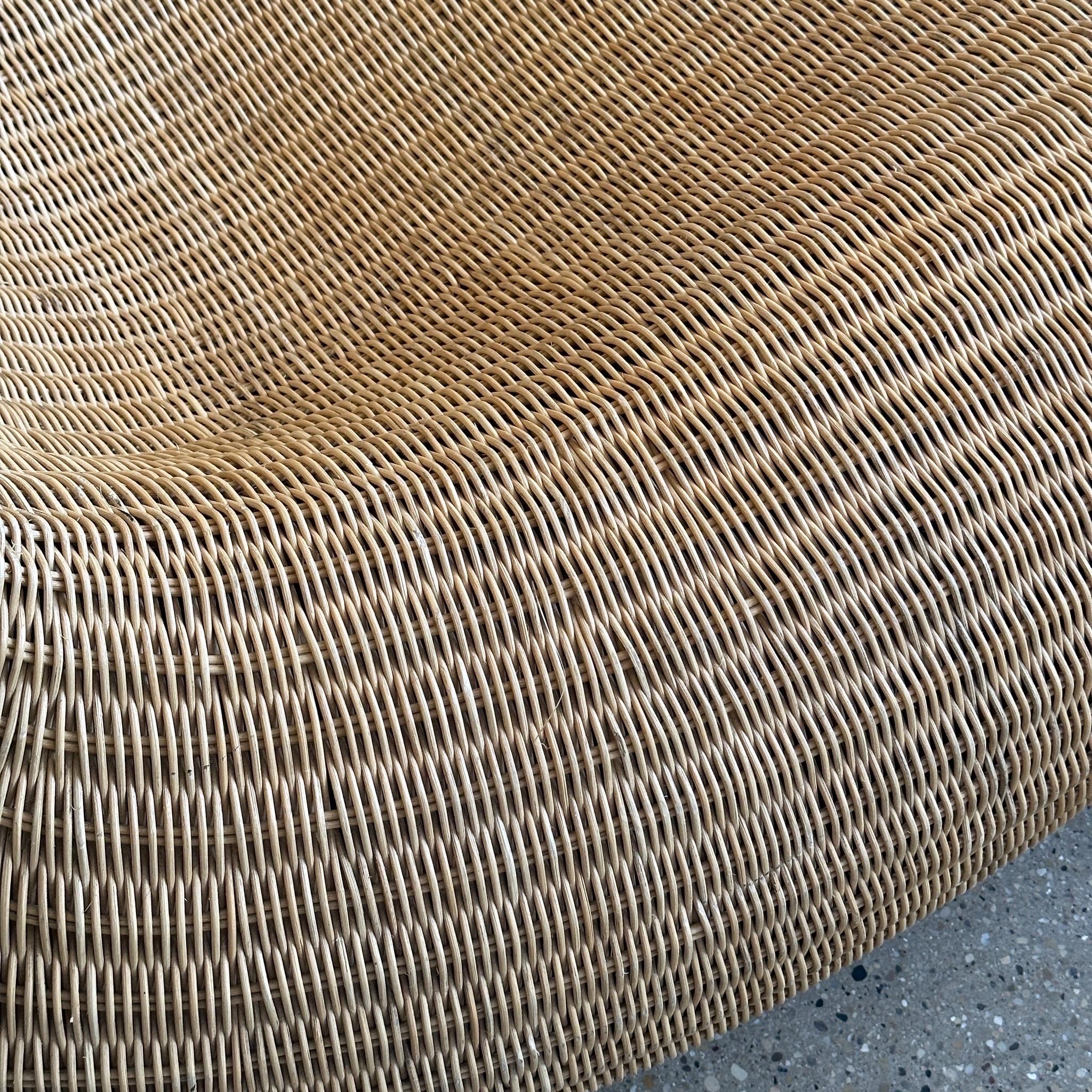 Chaise sculpturale en rotin de Carl Ojerstam pour Ikea 1