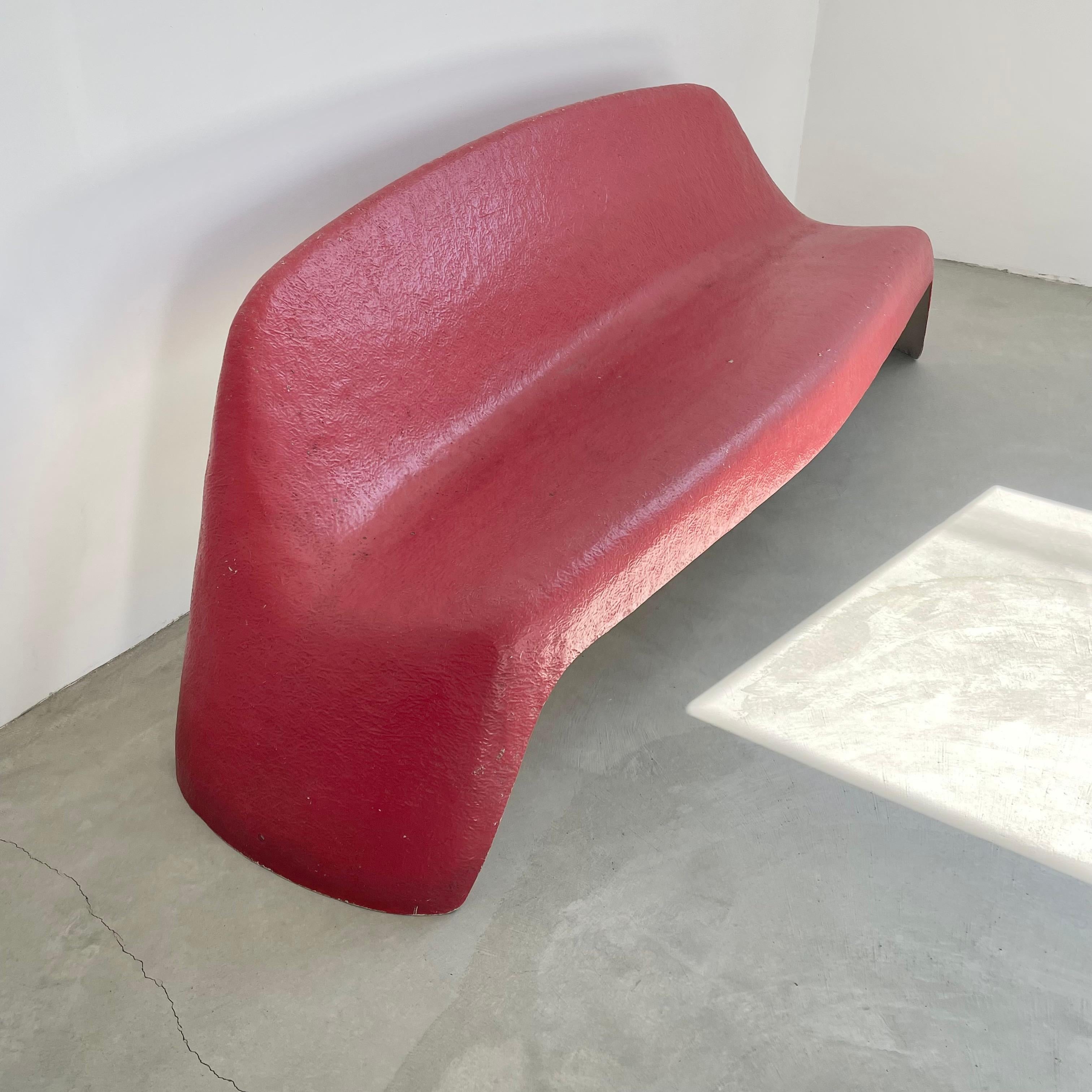 Sculptural Red Fiberglass Bench by Walter Papst In Good Condition For Sale In Los Angeles, CA