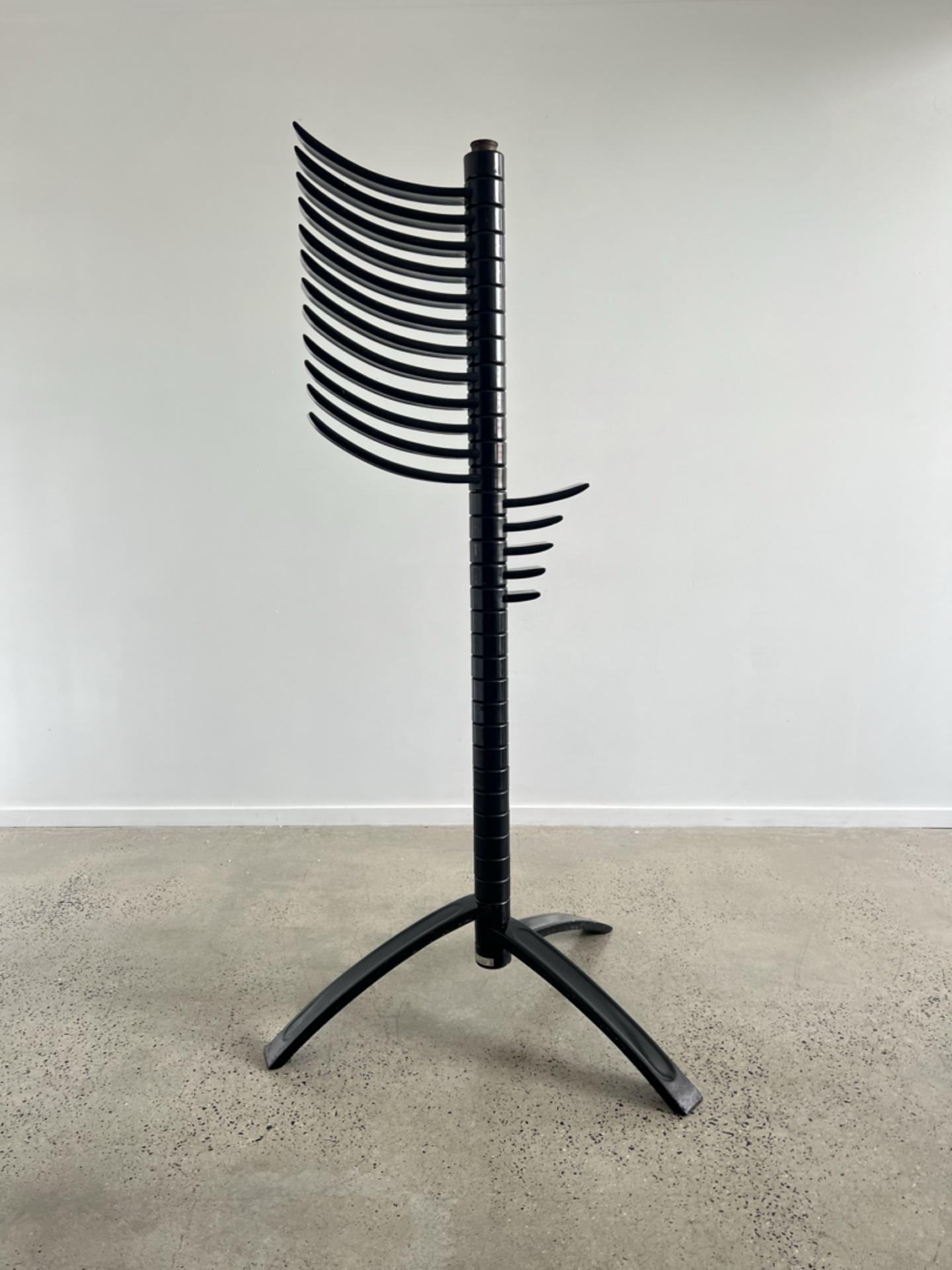 Legno Appendiabiti scultoreo Renna di Bruce Tippet per Gavina Knoll International in vendita