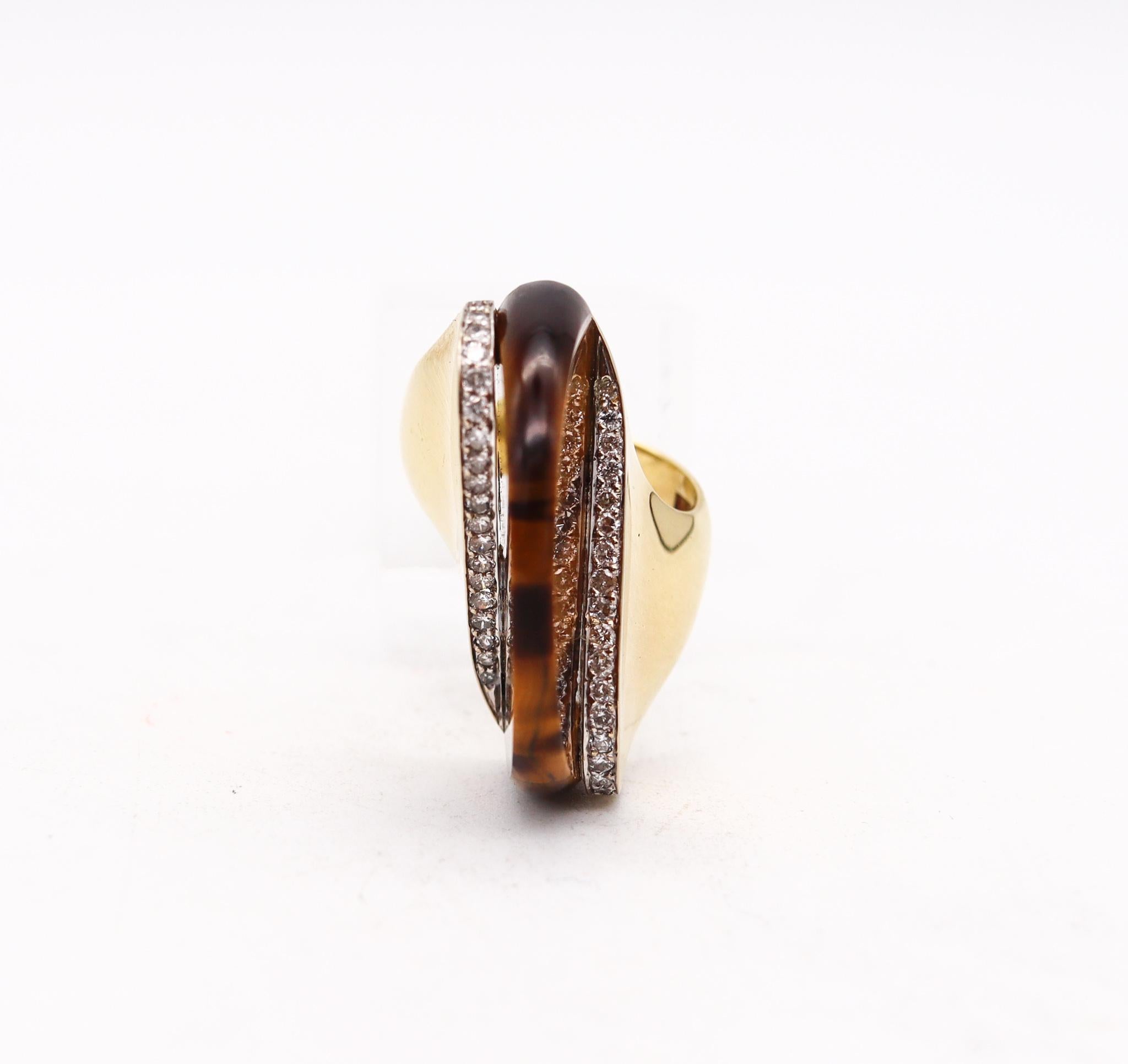 Sculptural Retro 1970 Cocktail Ring 18kt Gold with Diamonds and Tiger Eye Quartz 1