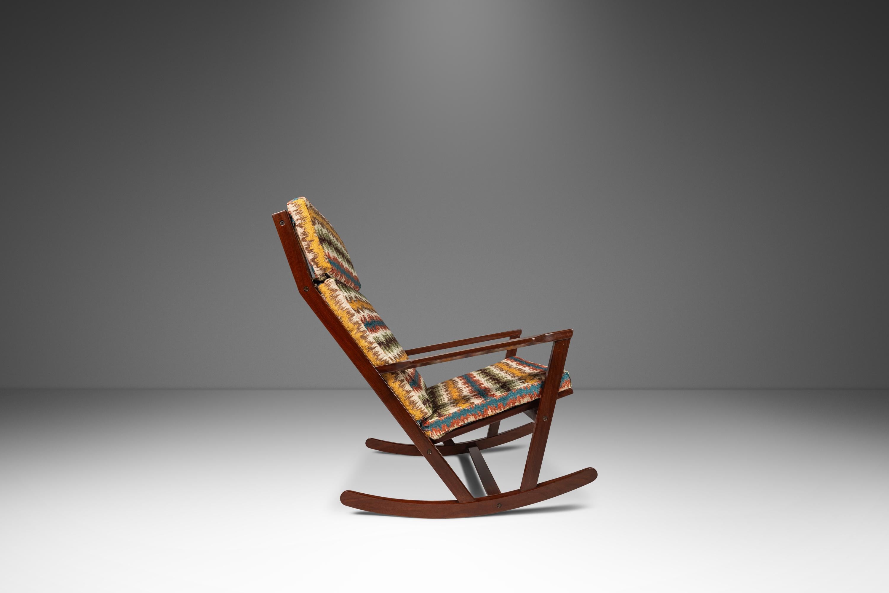 Sedia a dondolo scultorea di Poul Volther per Frem Frem, Danimarca, 1960 ca. in vendita 2